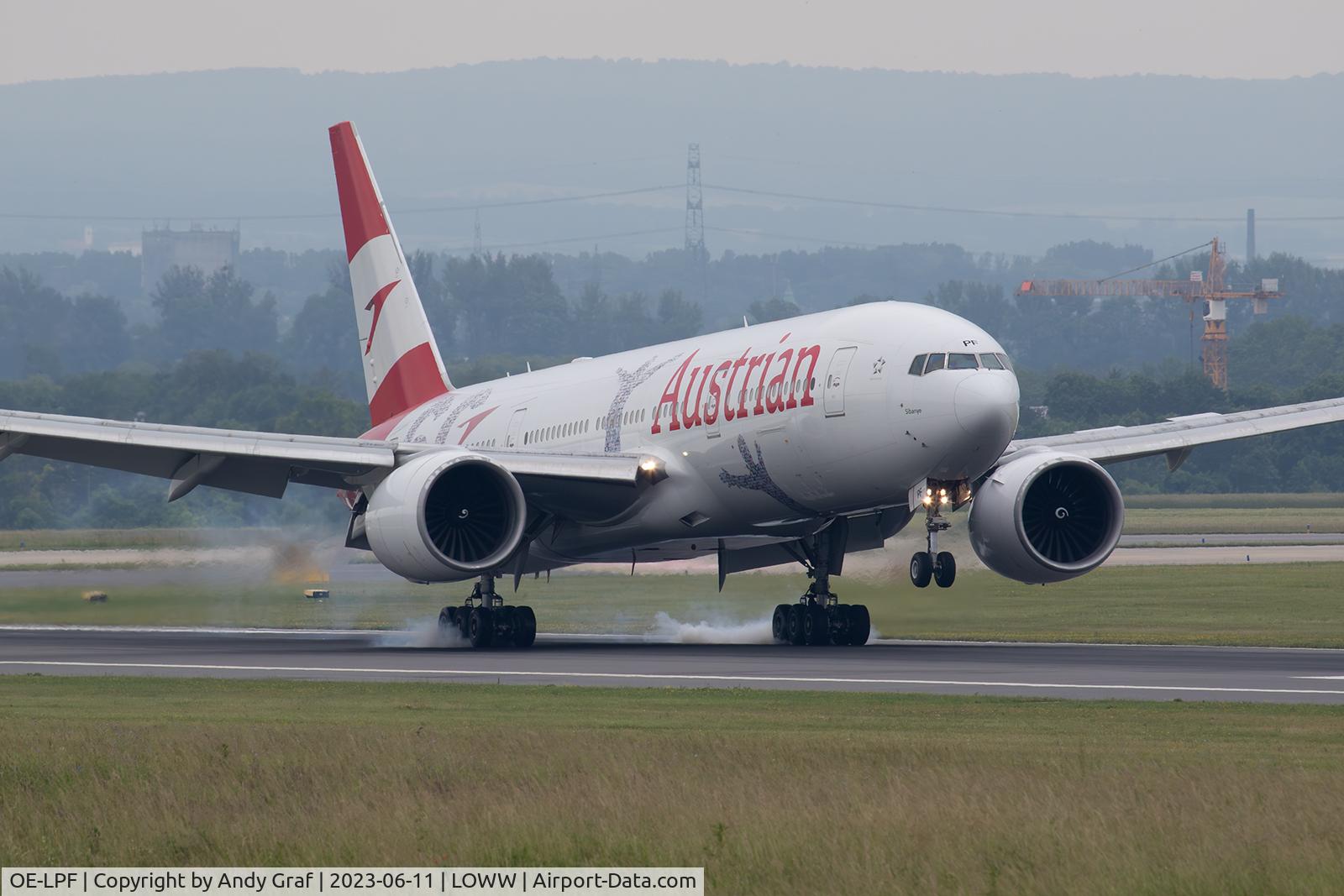 OE-LPF, 2001 Boeing 777-2Q8/ER C/N 28692, Austrian 777-200
