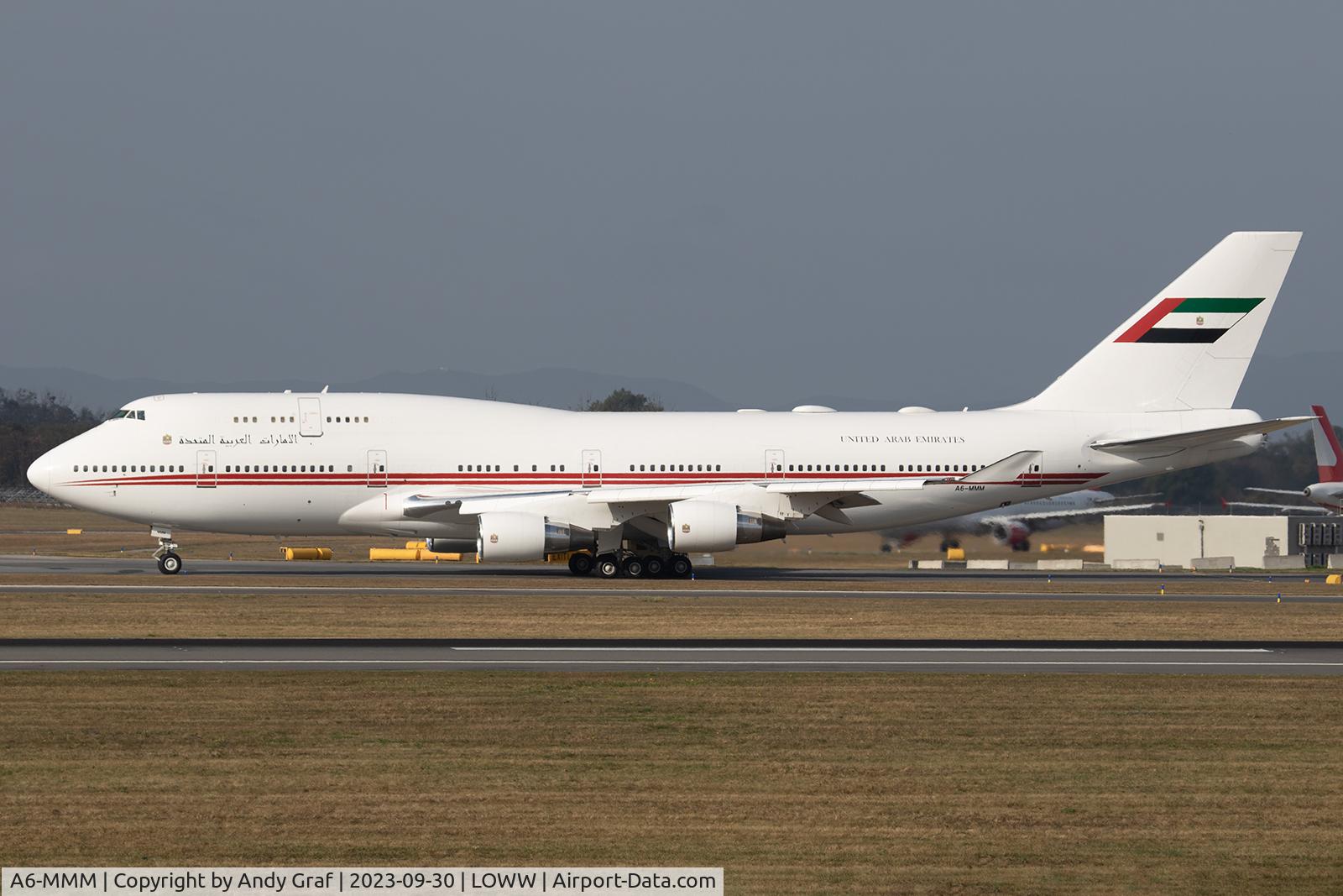 A6-MMM, 1998 Boeing 747-422 C/N 26906, Untitled 747-400