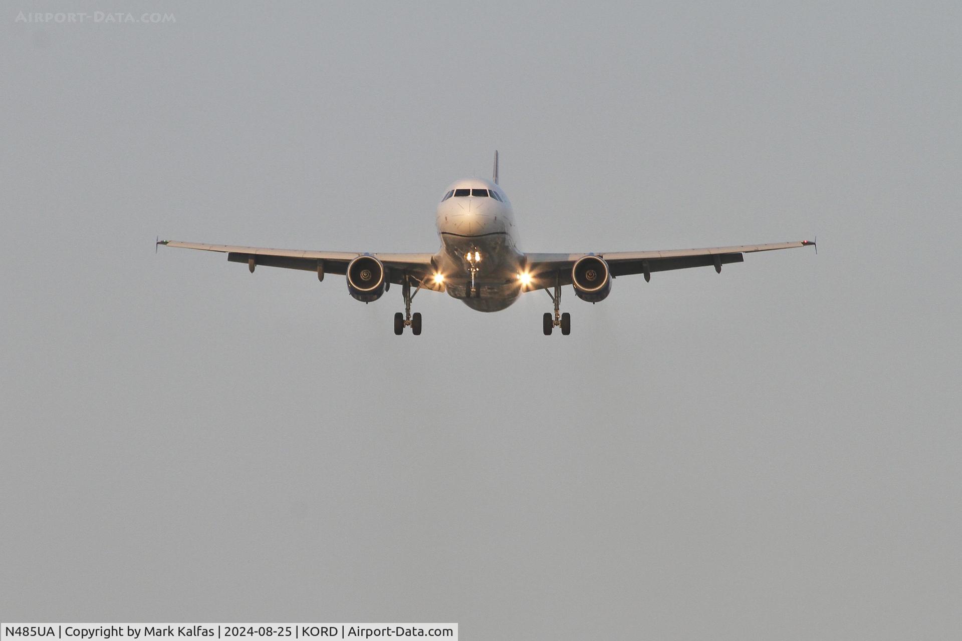 N485UA, 2001 Airbus A320-232 C/N 1617, A320 United Airlines Airbus A320-232 N485UA on final 28C ORD