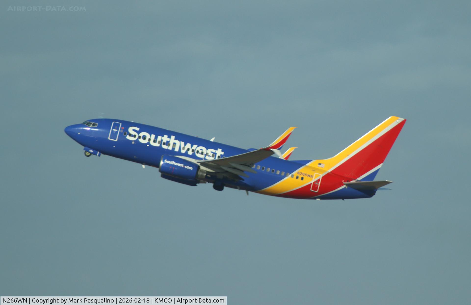 N266WN, 2007 Boeing 737-7H4 C/N 32523, Boeing 737-7H4