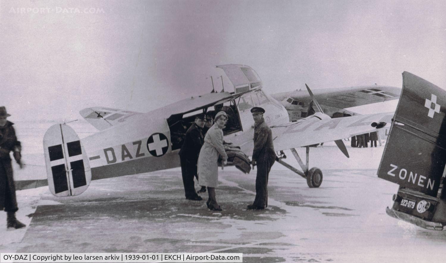 OY-DAZ, 1937 General Aircraft Monospar ST-25 Ambulance C/N GAL/ST/25/95, Copenhagen 1939
