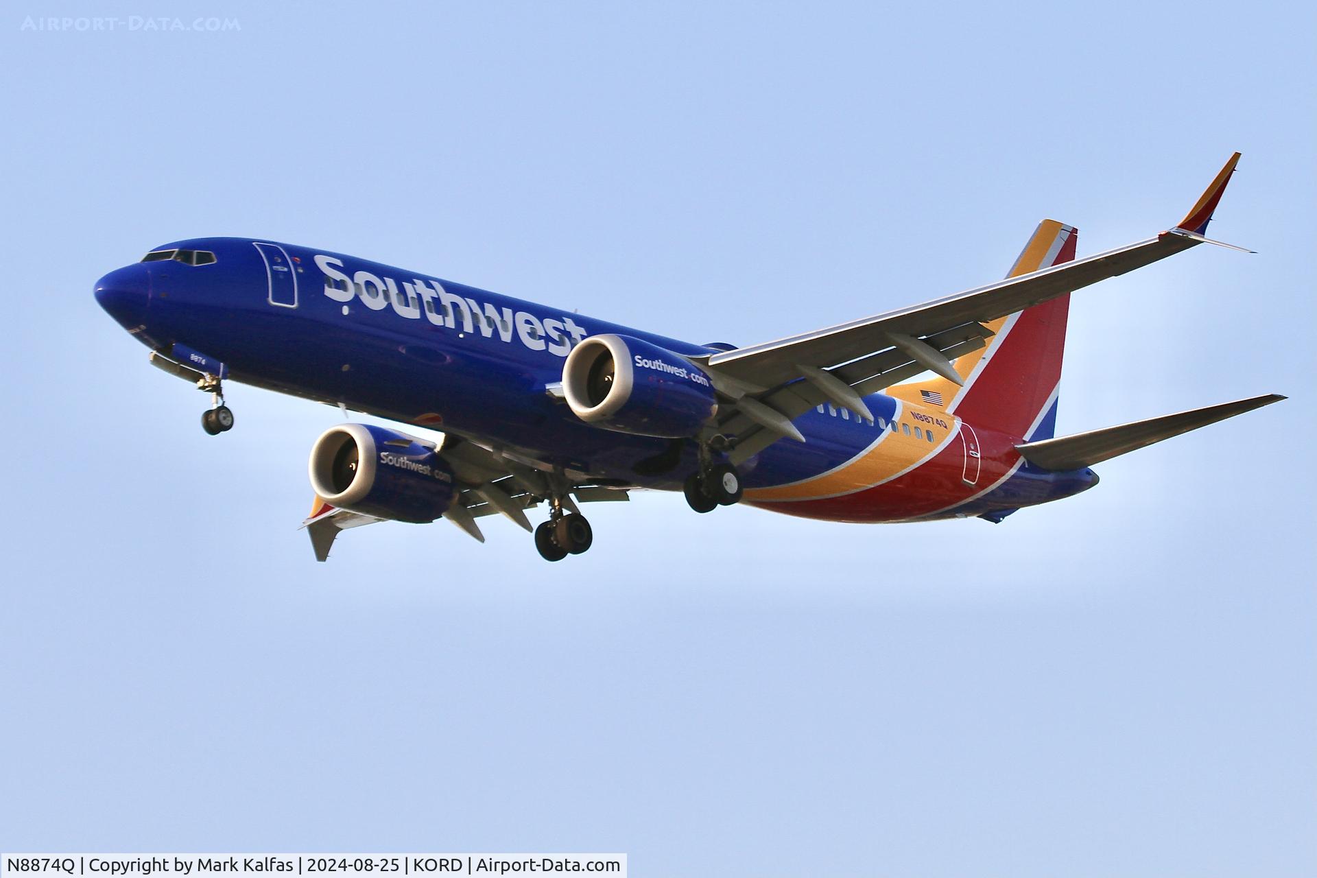 N8874Q, 2023 Boeing 737-8 MAX C/N 67919, B38M Southwest Boeing 737-8 MAX N8874Q 28C approach ORD
