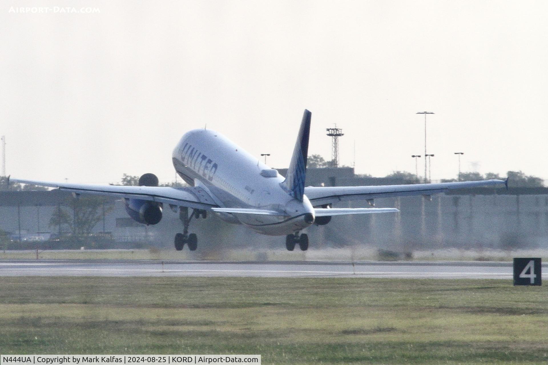 N444UA, 1998 Airbus A320-232 C/N 824, A320 United  Airbus A320-232 N444UA departing 22L ORD