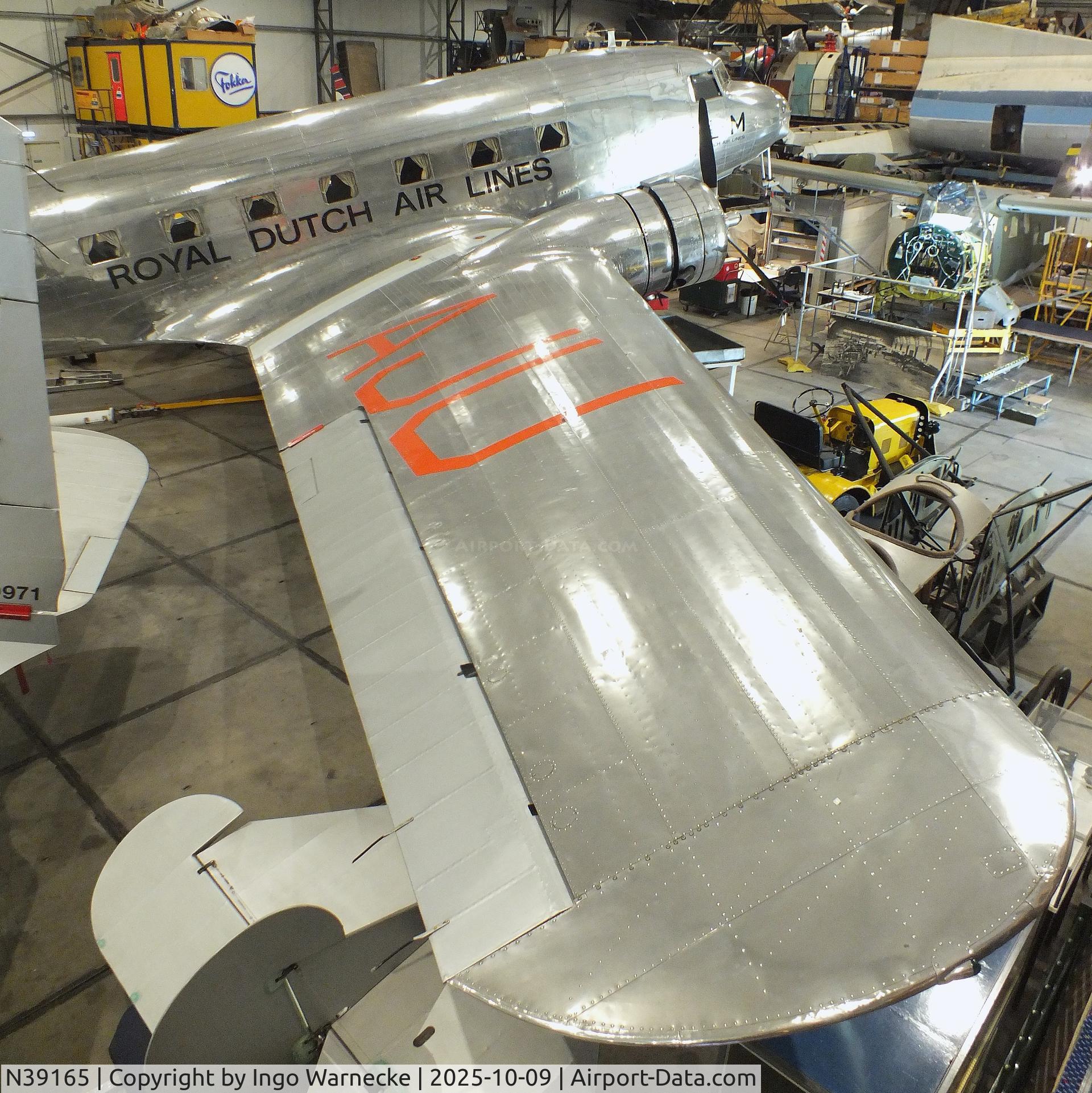 N39165, 1935 Douglas R2D-1 (DC-2) C/N 1404, Douglas R2D-1 (DC-2) in the markings of KLM 'PH-AJU' Uiver (crashed in 1934 in Irak) at the Aviodrome, Lelystad