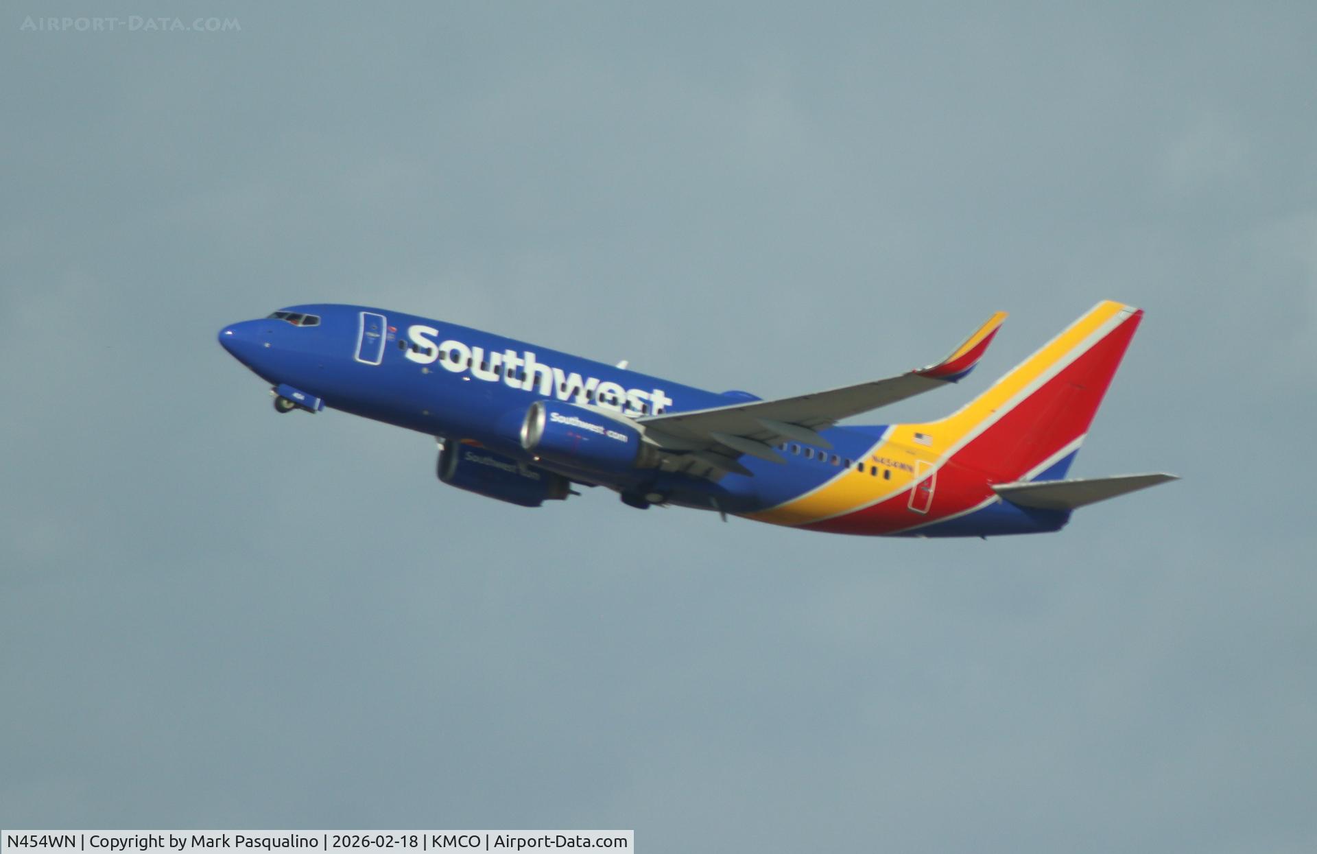 N454WN, 2004 Boeing 737-7H4 C/N 29851, Boeing 737-7H4