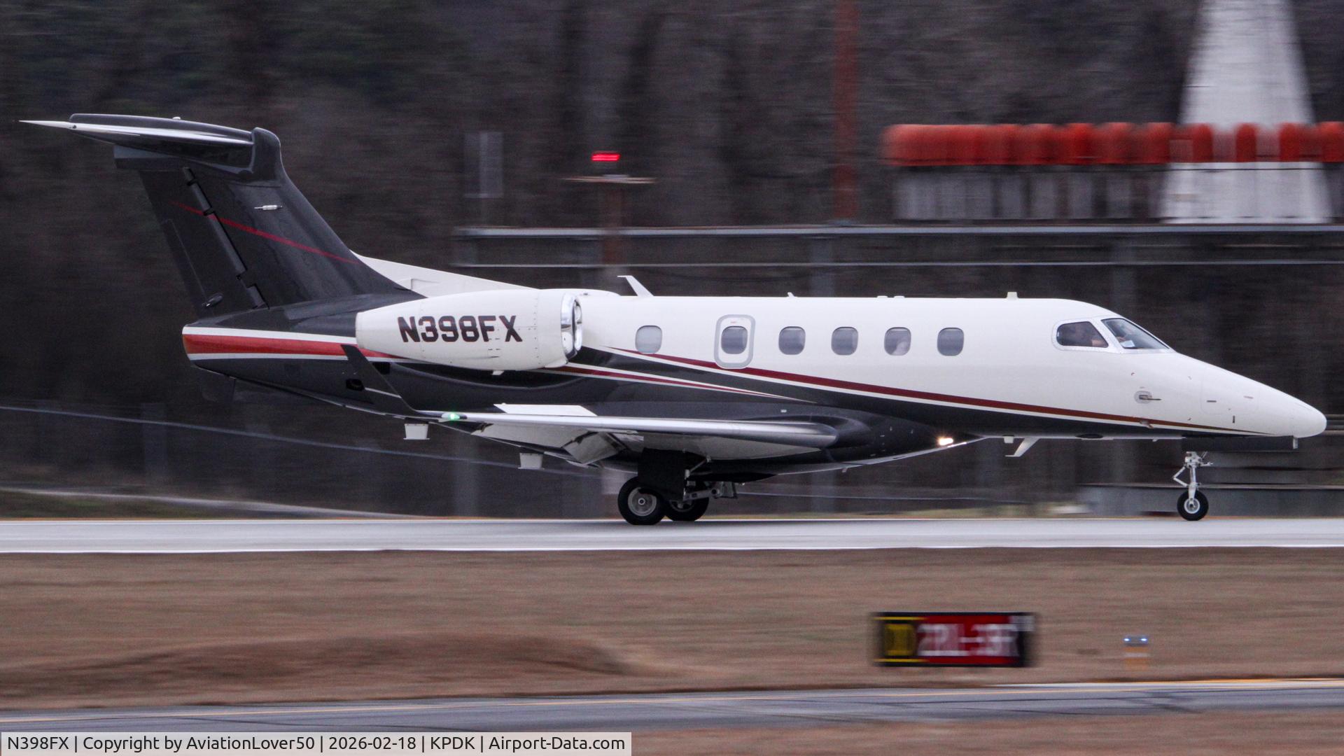 N41RA, 1984 Beech A36 Bonanza 36 C/N E-2140, FlexJet Phenom 300