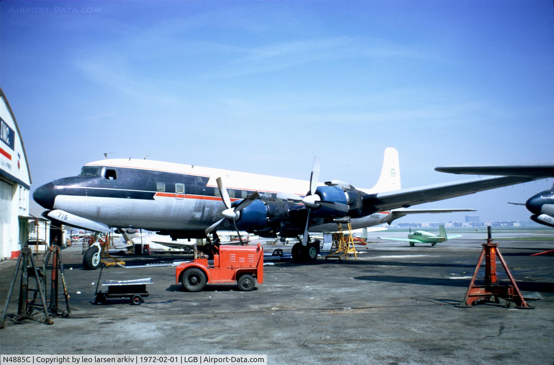 N4885C, 1957 Douglas DC-7B C/N 45314, Long Beech 2.1972