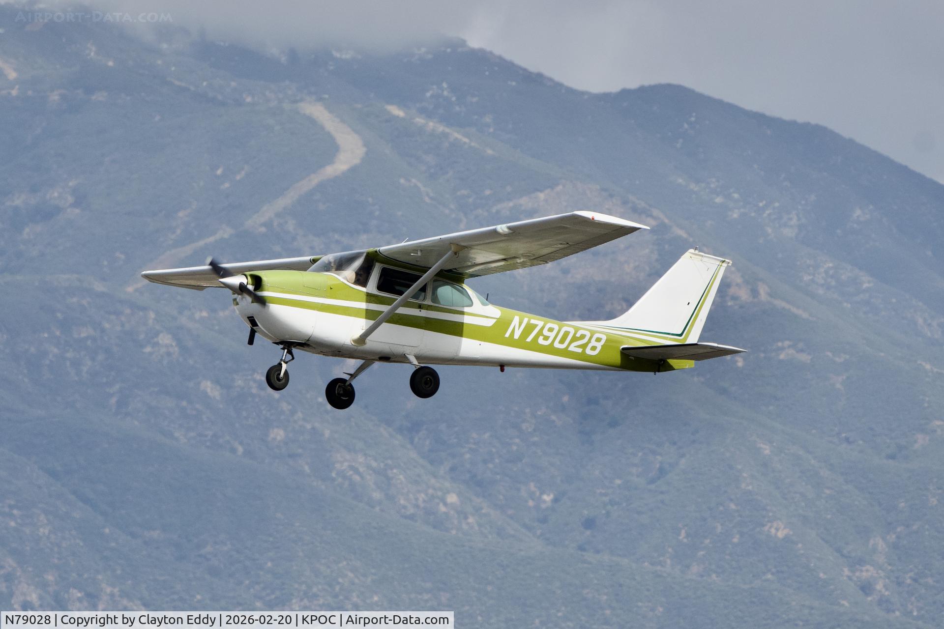 N79028, 1968 Cessna 172K Skyhawk C/N 17257823, Brackett airport in California 2026