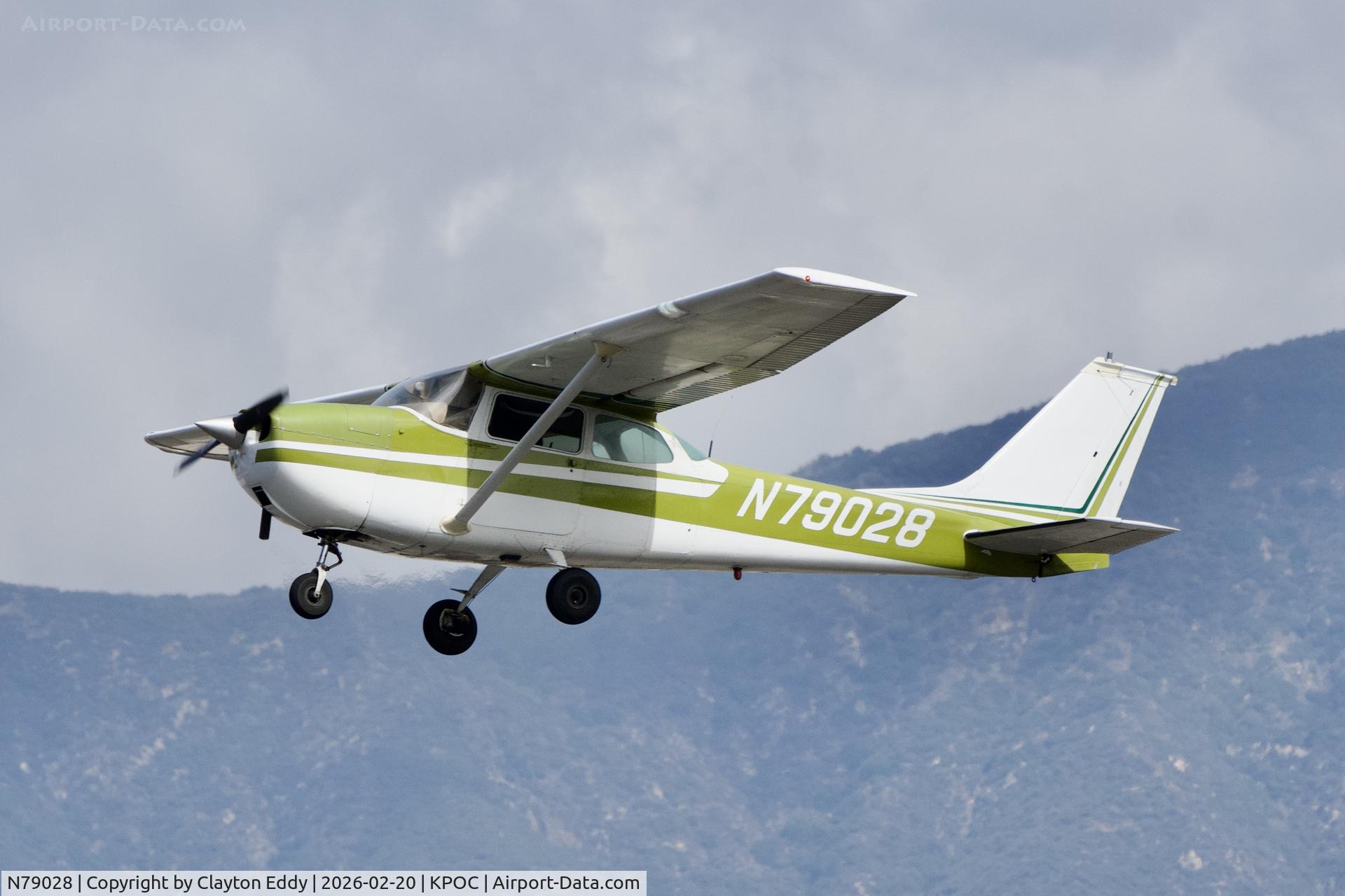 N79028, 1968 Cessna 172K Skyhawk C/N 17257823, Brackett airport in California 2026