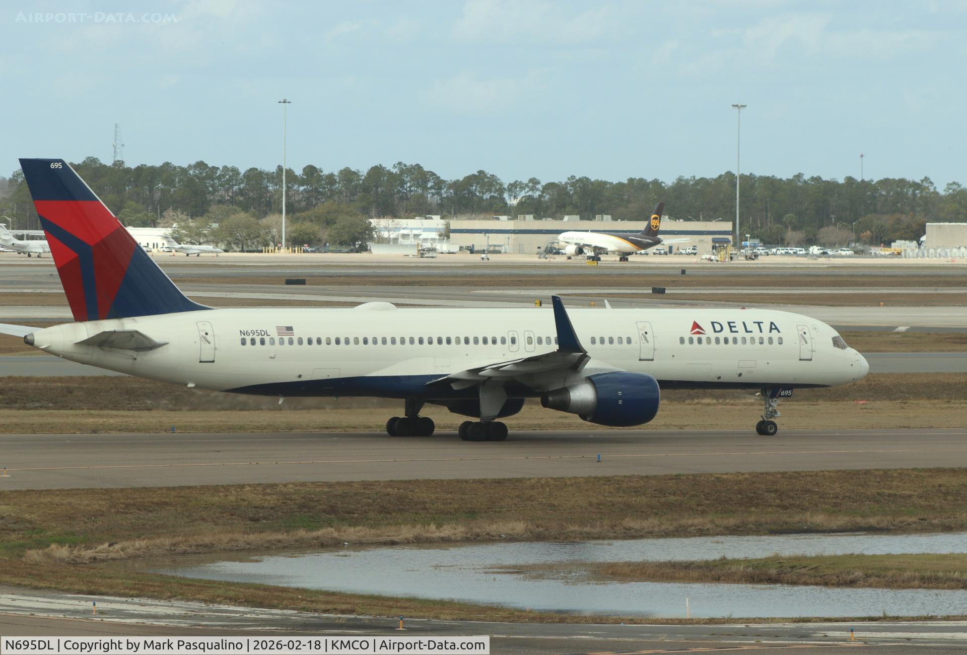 N695DL, 1998 Boeing 757-232 C/N 29727, Boeing 757-232