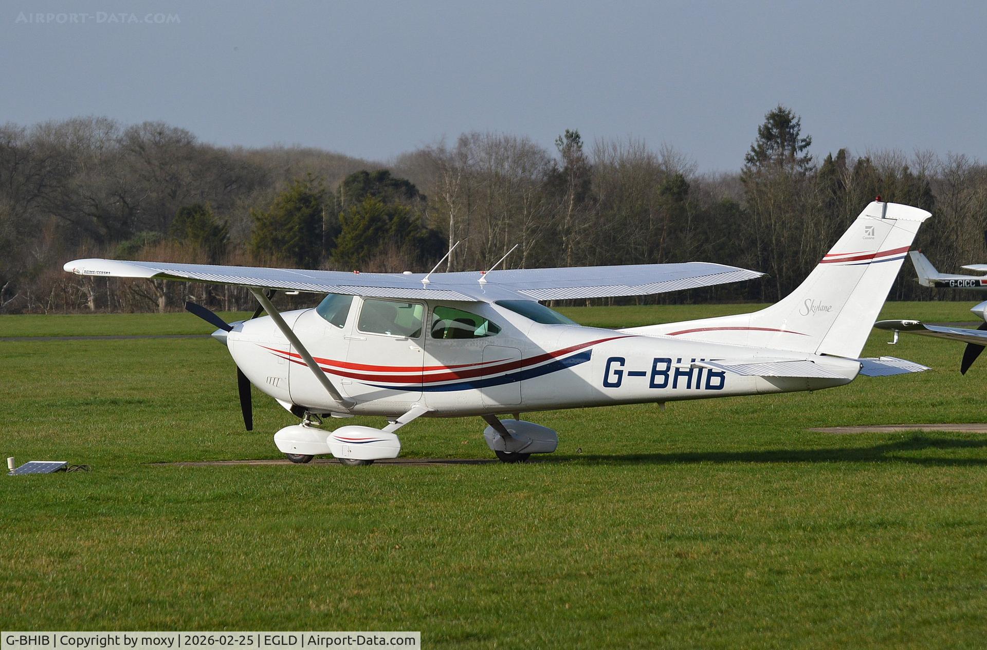 G-BHIB, 1980 Reims Cessna F182Q Skylane C/N 0134, Reims Cessna F182Q Skylane at Denham.