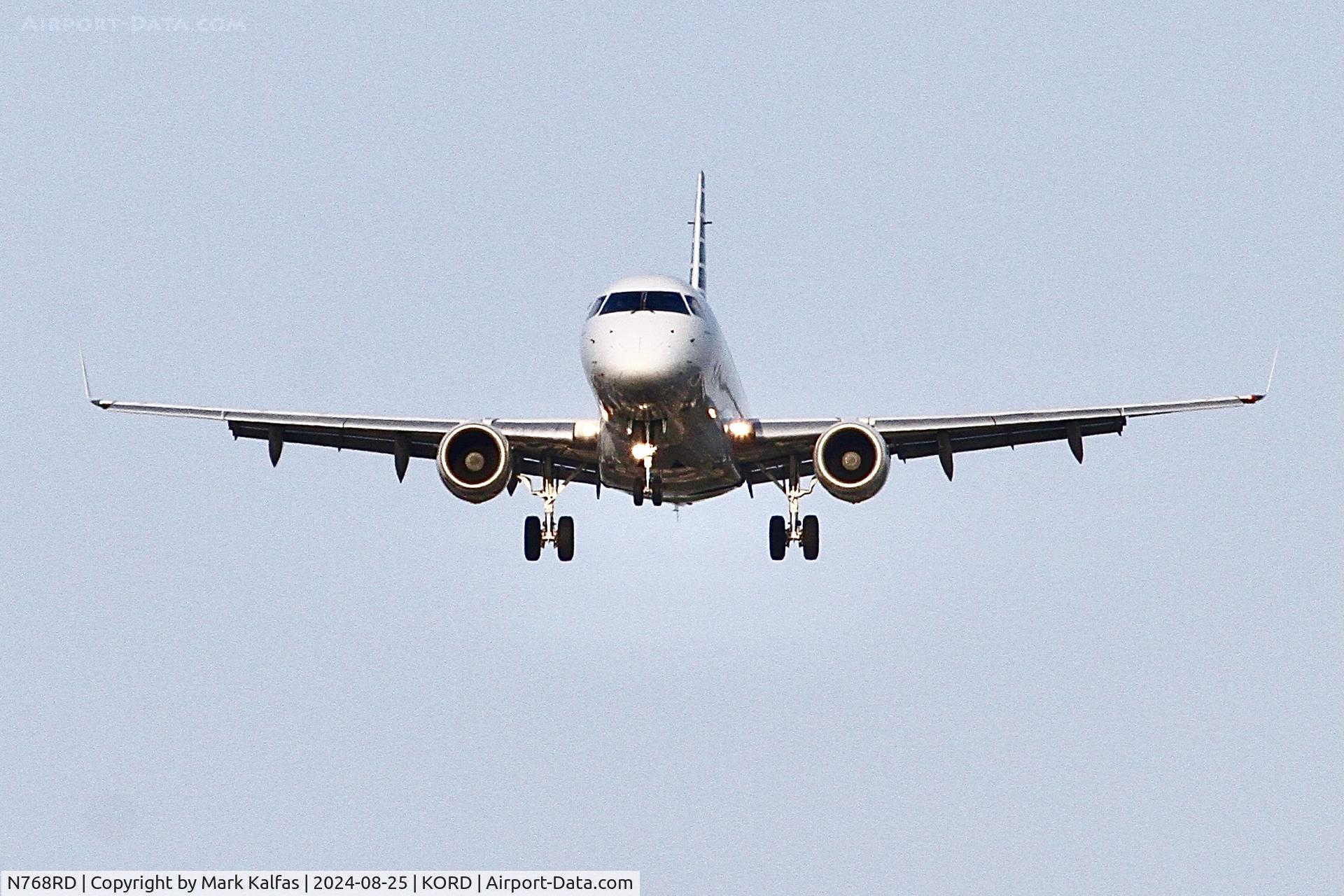 N768RD, 2008 Embraer 170LR (ERJ-170-100LR) C/N 17000230, E170 Envoy/ American Eagle EMBRAER ERJ 170-100 LR N768RD 28C approach ORD