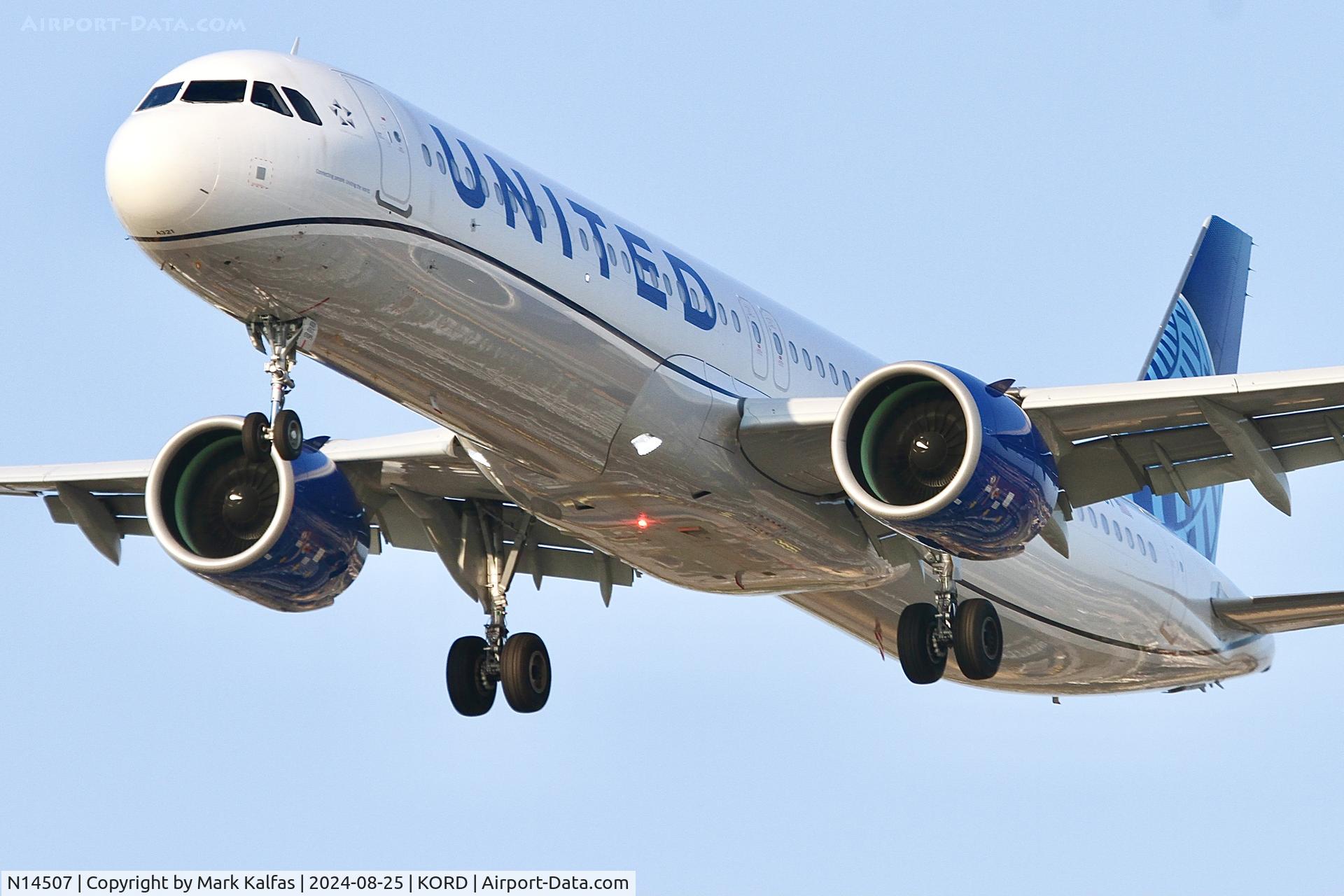 N14507, 2024 Airbus A321-271NX C/N 11846, A21N United Airlines Atrbus A321-271NX N14507 arriving 28C KORD