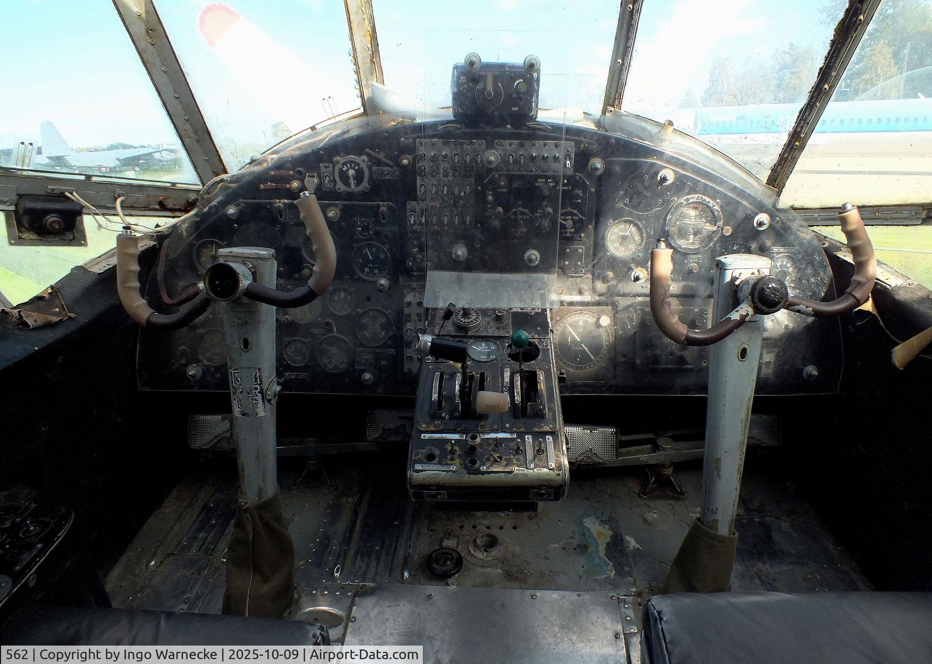 562, Antonov An-2R C/N 1G172-48, Antonov (PZL-Mielec) An-2R COLT at the Aviodrome, Lelystad #c