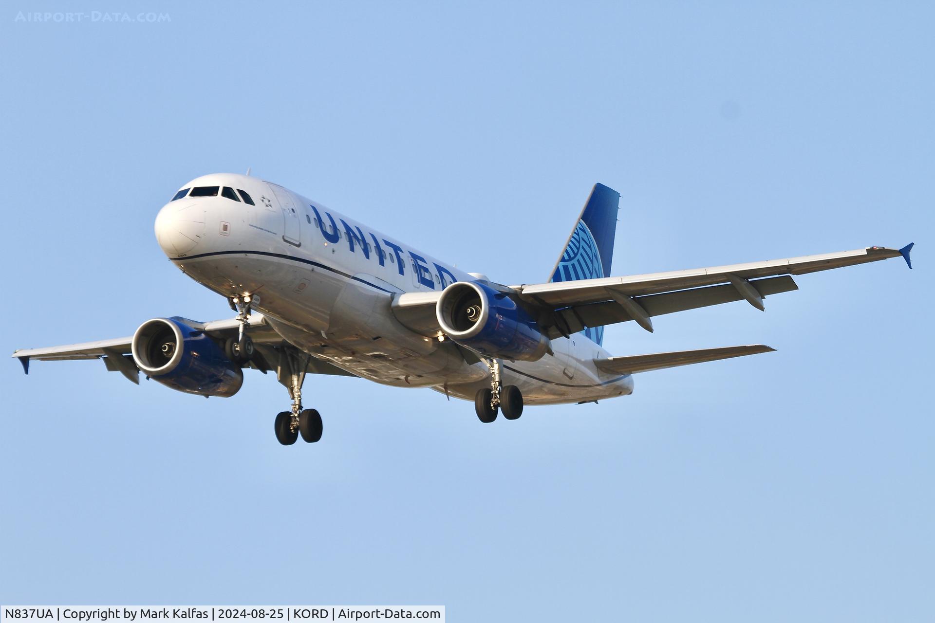 N837UA, 2001 Airbus A319-131 C/N 1474, A319 UNITED AIRLINES A319-232 N837UA on approach 28C KORD