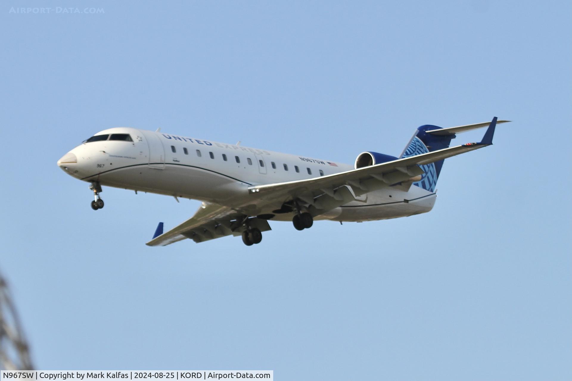 N967SW, 2003 Bombardier CRJ-200ER (CL-600-2B19) C/N 7872, CRJ2 SkyWest/United Express BOMBARDIER INC CL-600-2B19, N967SW arriving 28C ORD