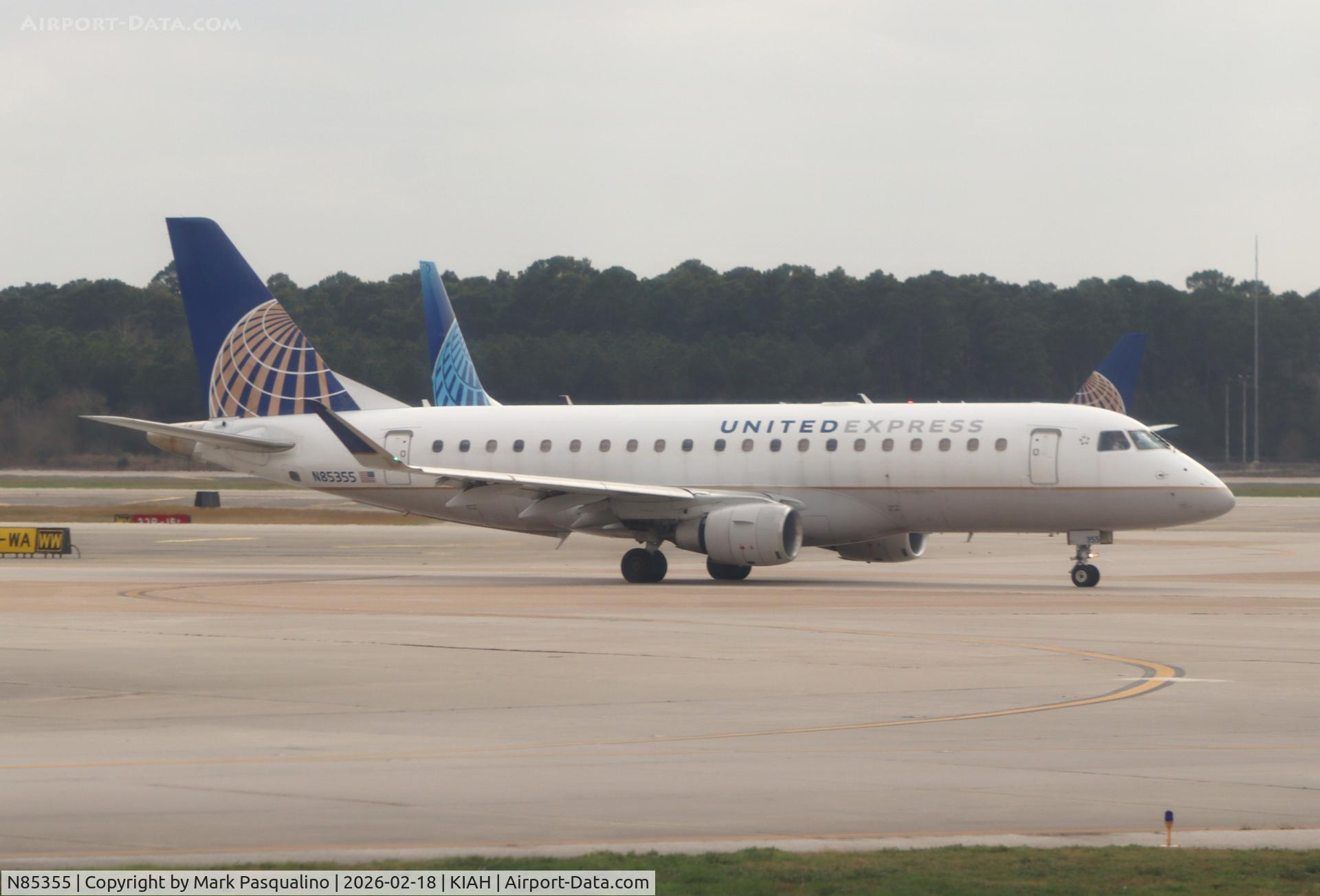 N85355, 2017 Embraer 175LR (ERJ-170-200LR) C/N 17000691, ERJ-170-200LR