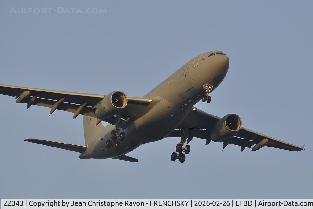 ZZ343, 2015 Airbus A330-243MRTT (KC2 Voyager) C/N 1610, RRR2270 from Brize Norton