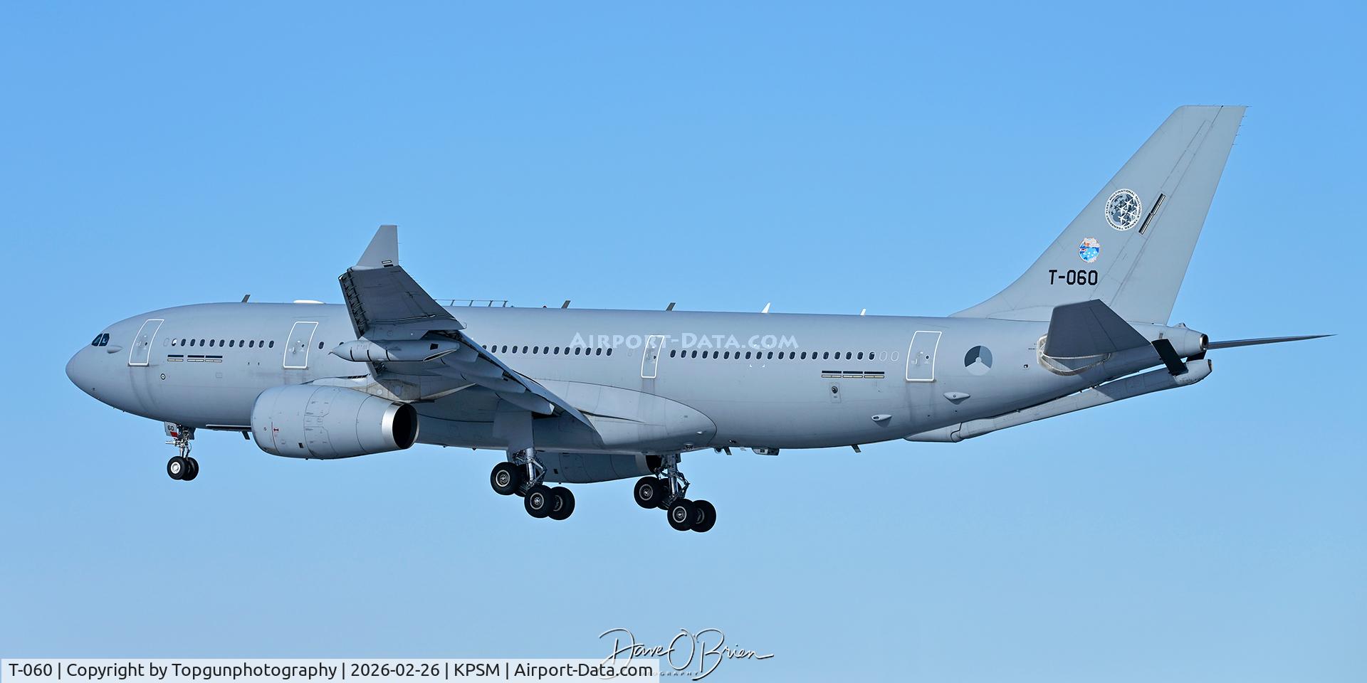 T-060, 2021 Airbus A330-243MRTT C/N 1989, Multirole tanker inbound
