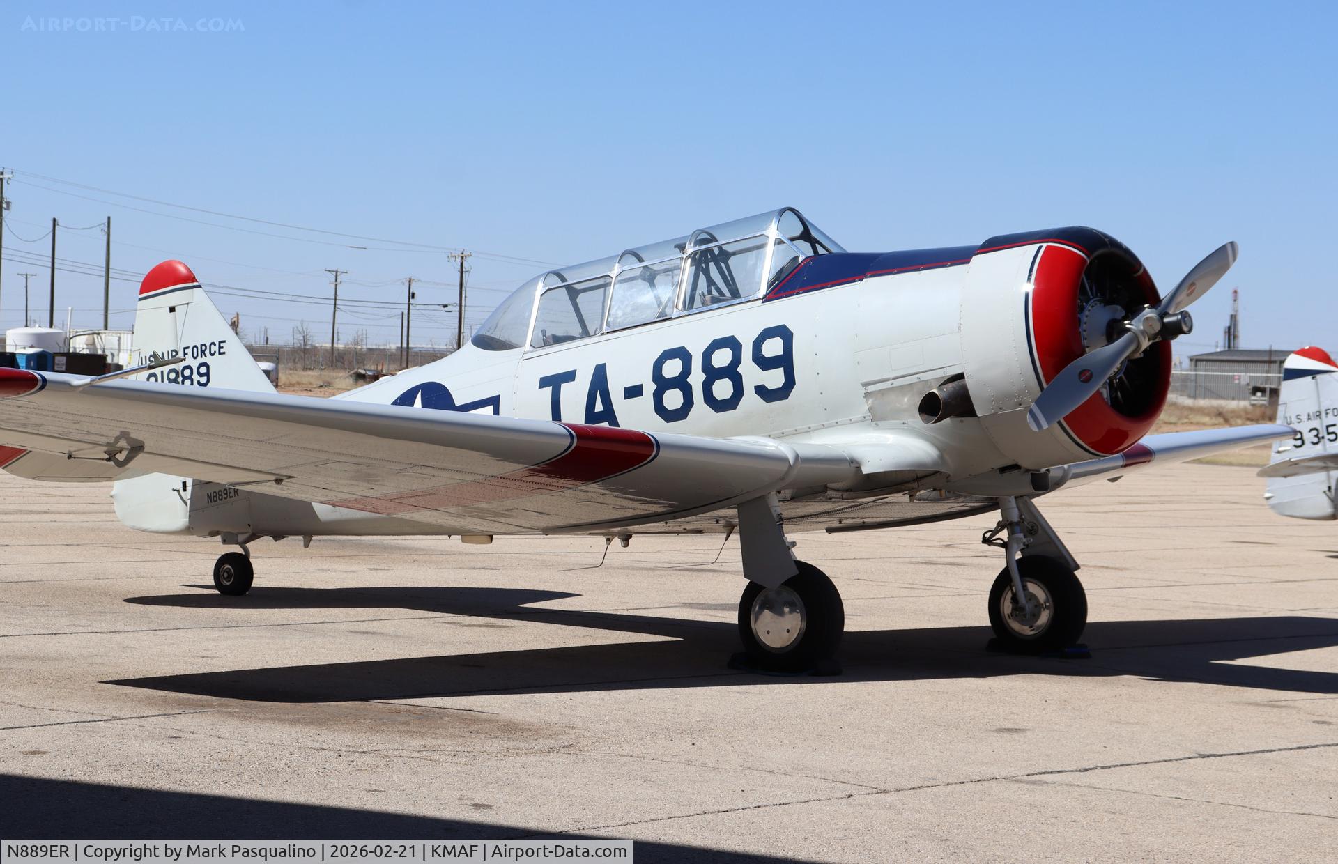 N889ER, North American AT-6F C/N 44-81889, North American AT-6F