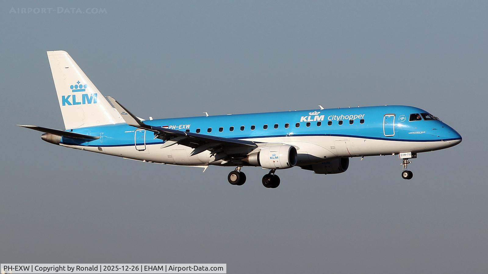 PH-EXW, 2018 Embraer ERJ-175STD (ERJ-170-200) C/N 17000710, at eham