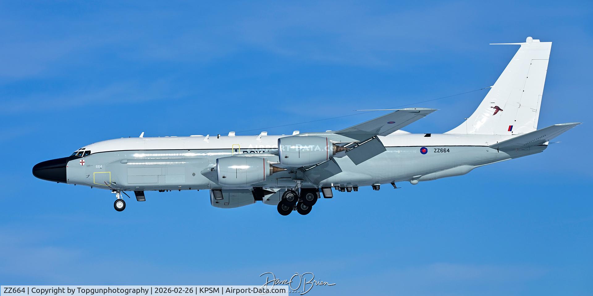 ZZ664, 1964 Boeing RC-135W Rivet Joint C/N 18773, ASCOT210 landing RW34