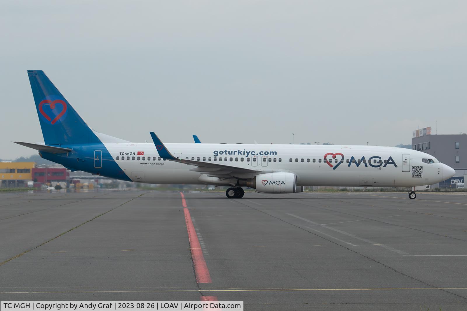 TC-MGH, 2009 Boeing 737-900ER C/N 36086, MGA 737-900