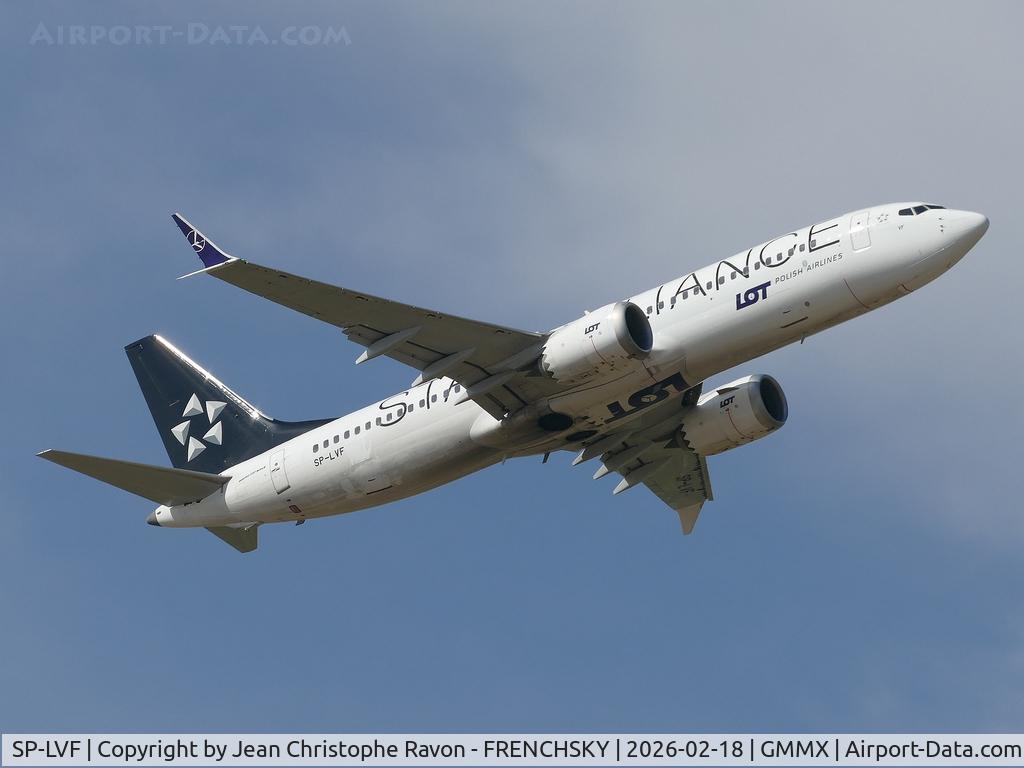 SP-LVF, 2021 Boeing 737-8 MAX C/N 43320, LO164 take off to Warsaw WAW