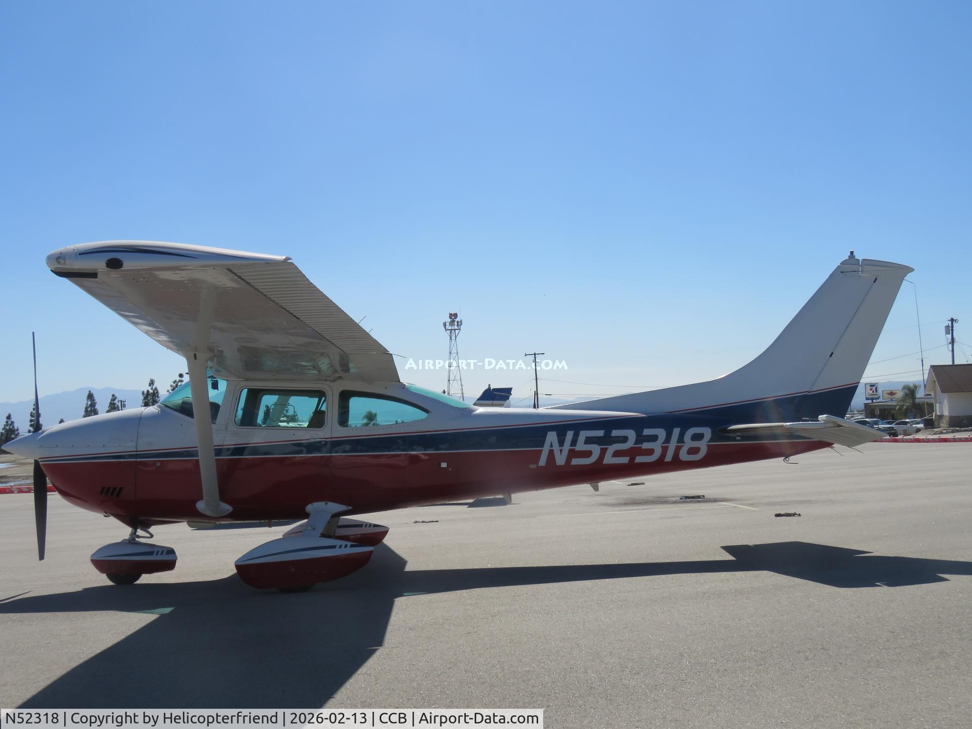 N52318, 1973 Cessna 182P Skylane C/N 18262524, Parked in transit parking