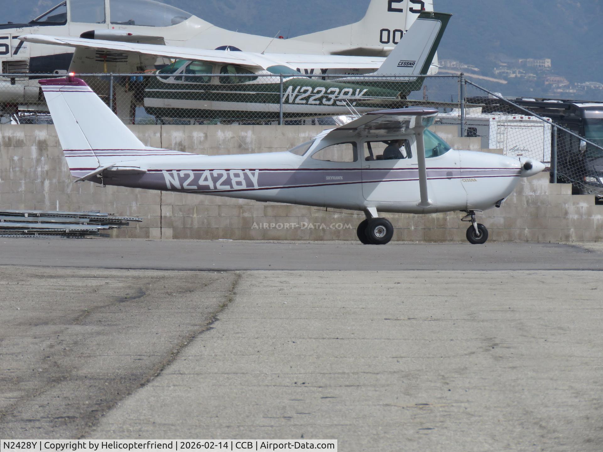 N2428Y, 1962 Cessna 172D C/N 17249728, By the paint shop wall