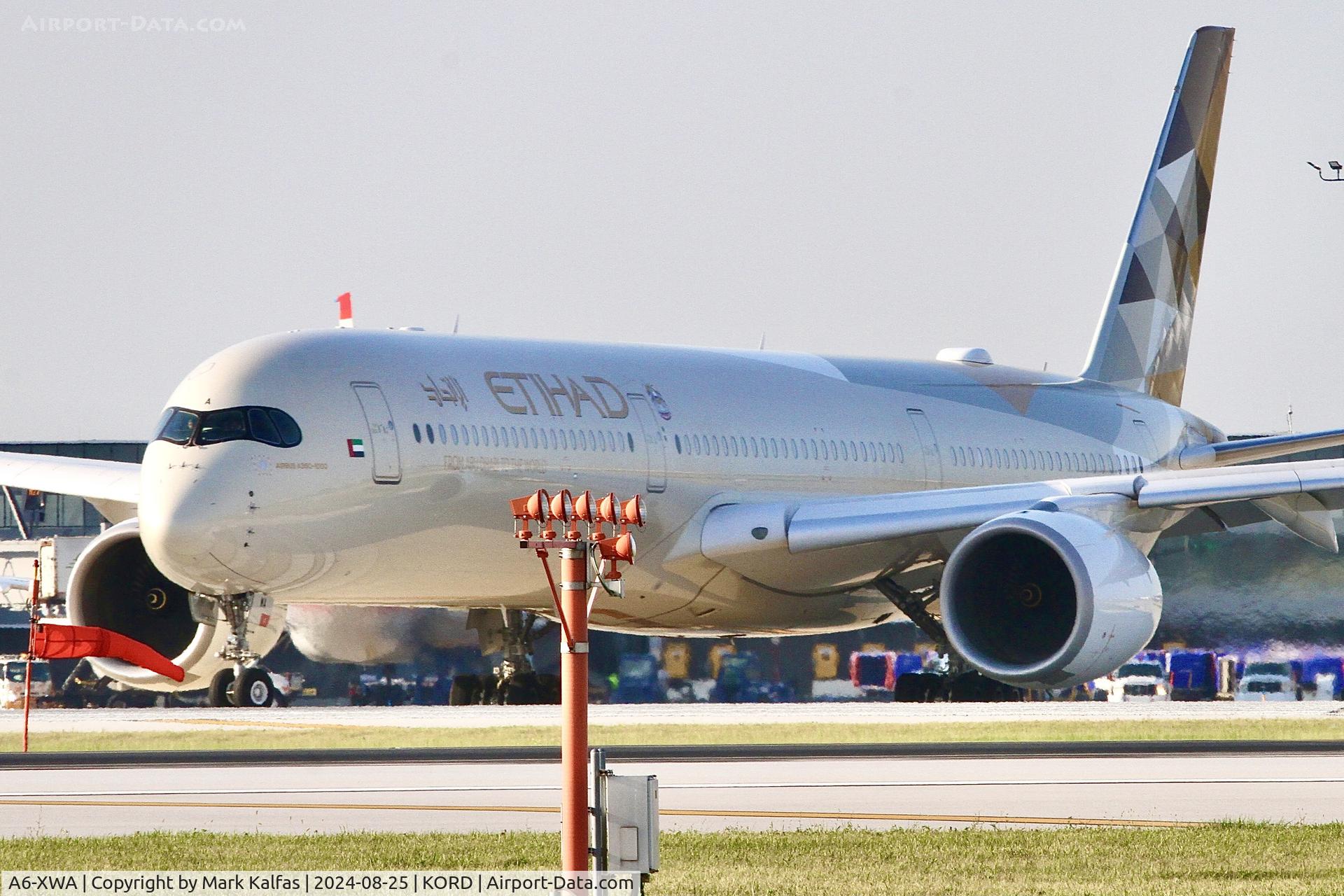 A6-XWA, 2019 Airbus 350-1041 C/N 315, A35K Etihad Airways Airbus 350-1041 A6-XWA departing 28R KORD