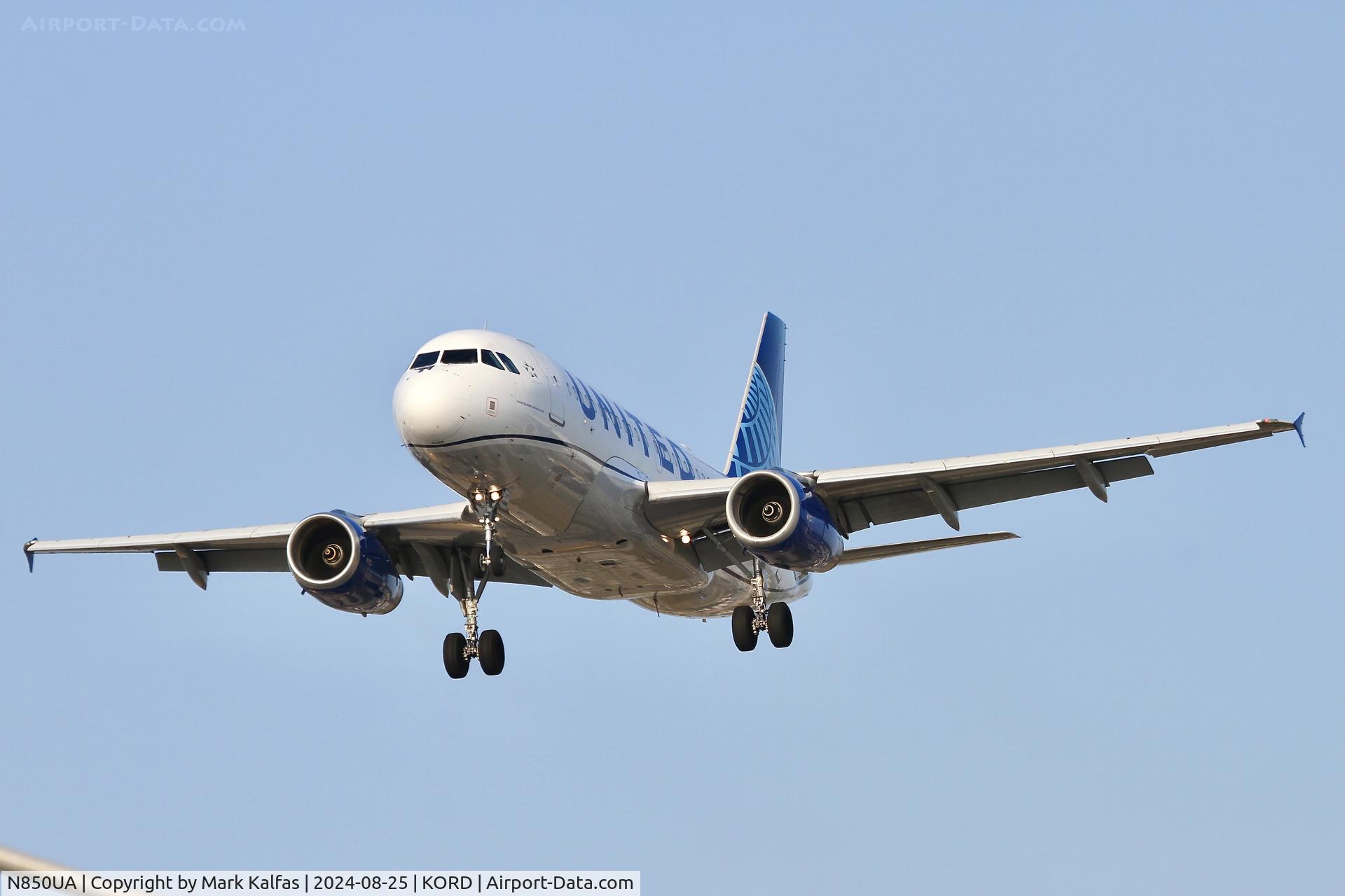 N850UA, 2002 Airbus A319-131 C/N 1653, A319 United Airlines Airbus A319, N850UA arriving 28C KORD