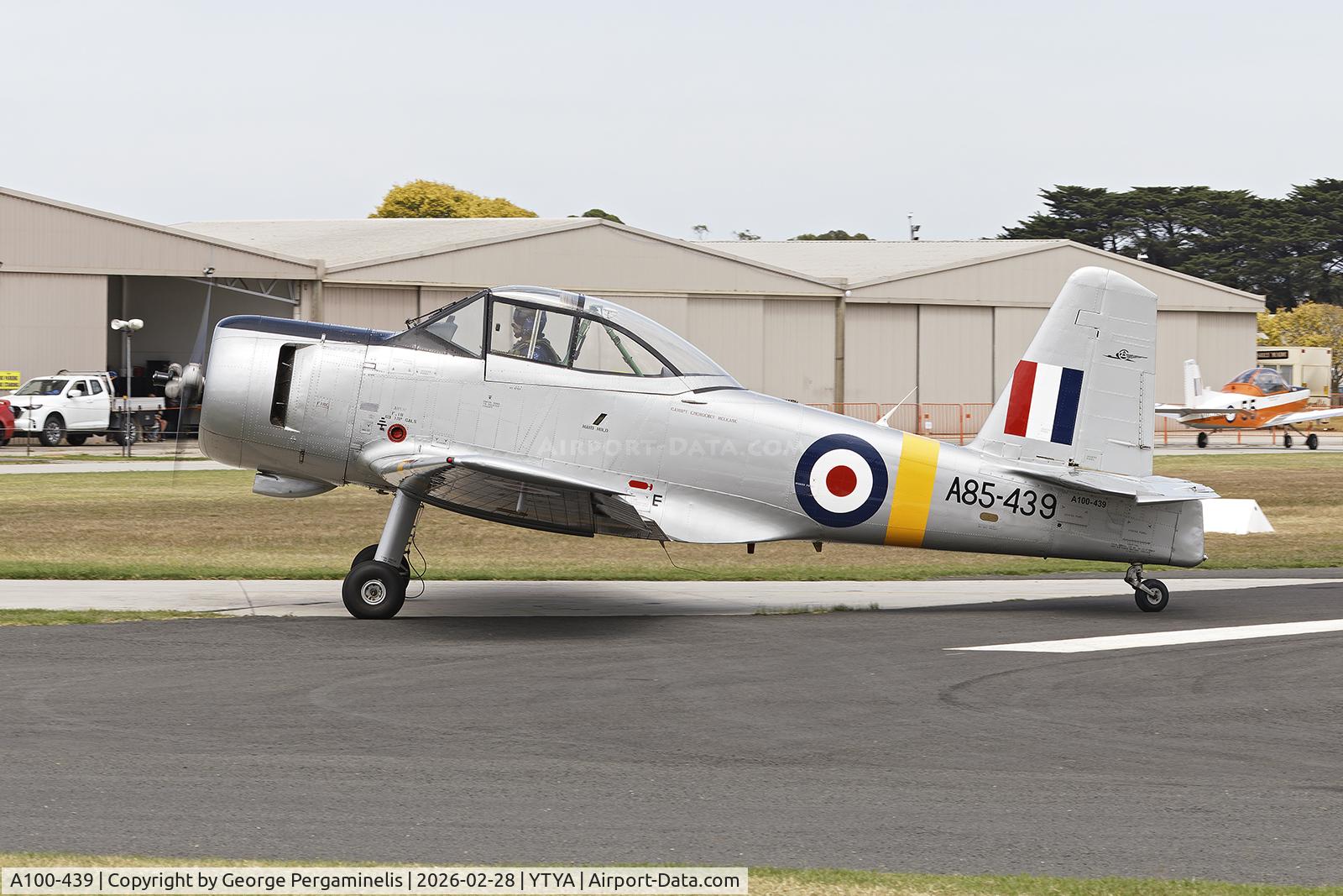 A100-439, COMMONWEALTH AIRCRAFT CORPORATION PTY. LTD. CA-25 C/N CA25-39, Arriving for the TYabb airshow 2026.
