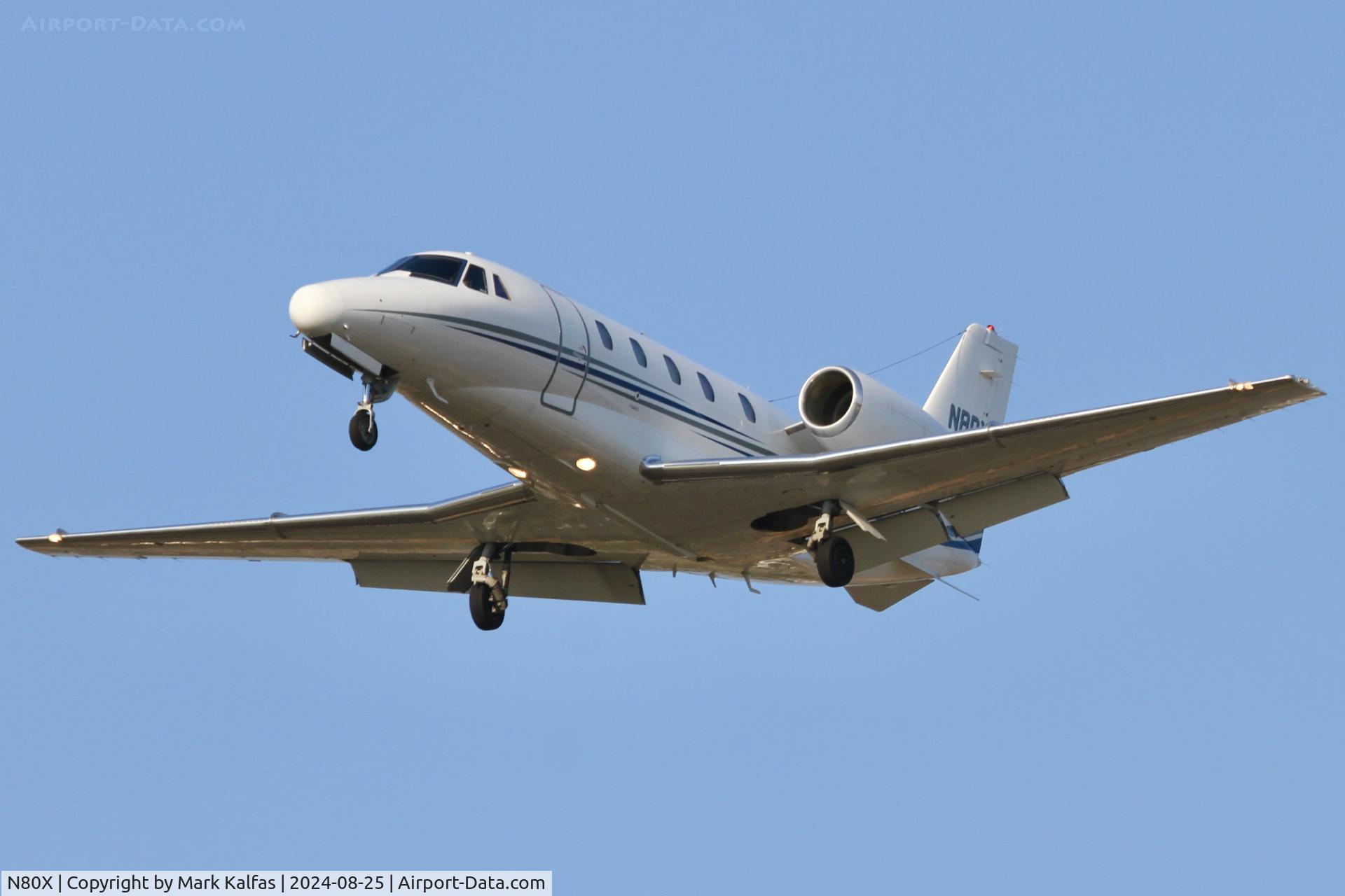 N80X, 1999 Cessna 560XL C/N 560-5054, C56X AirXL LLC Cessna Citation Excel/XLS N80X KMQJ-KORD, arriving on 28C KORD