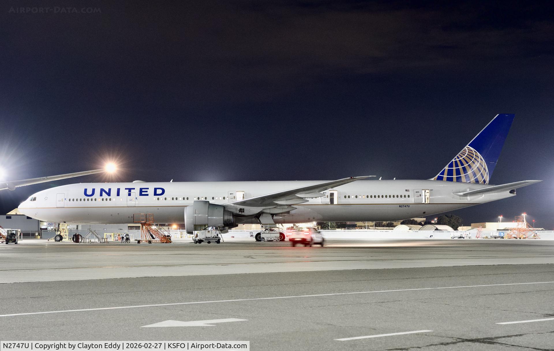 N2747U, 2018 Boeing 777-322/ER C/N 64991, SFO 2026