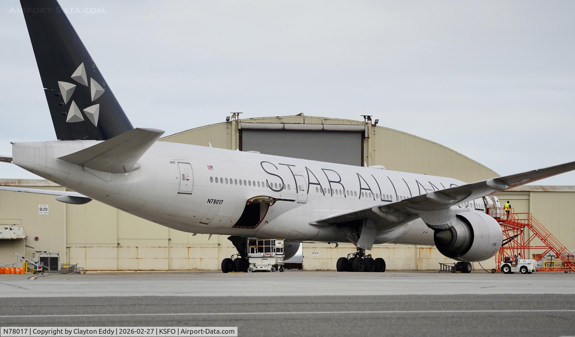 N78017, 2002 Boeing 777-224 (ER) C/N 31679, SFO 2026