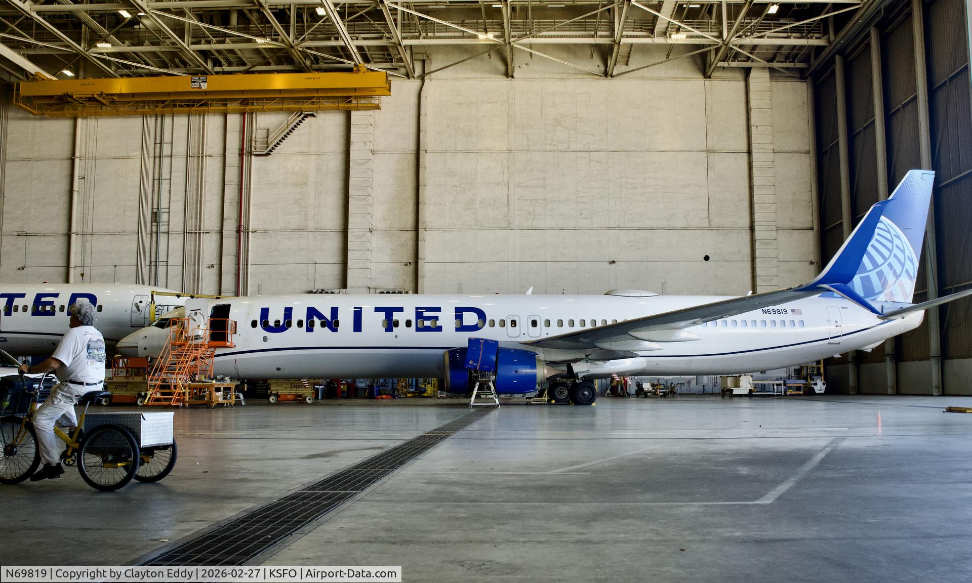 N69819, 2014 Boeing 737-924/ER C/N 43533, SFO 2026