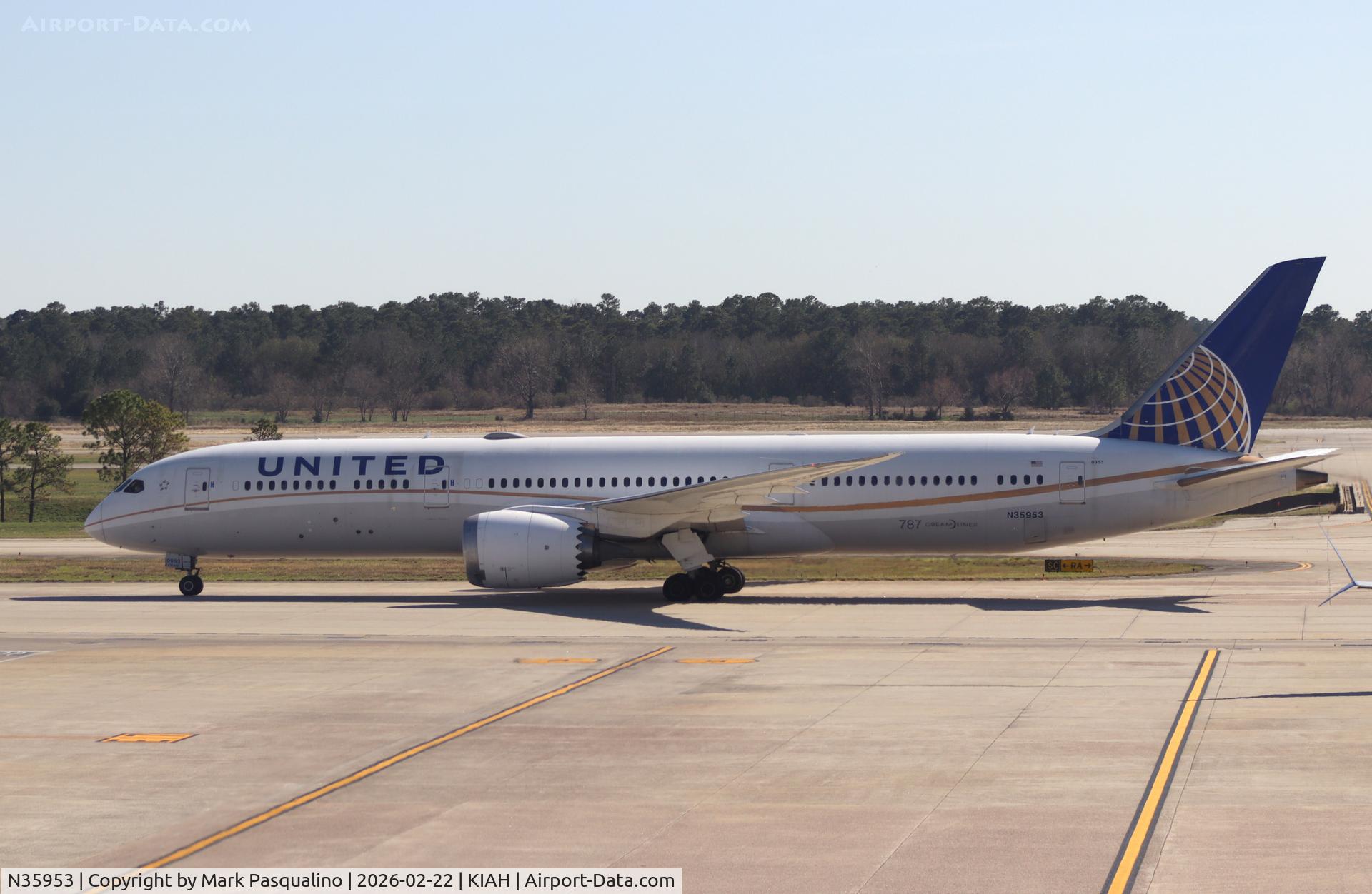 N35953, 2015 Boeing 787-9 Dreamliner C/N 36404, Boeing 787-9 Dreamliner