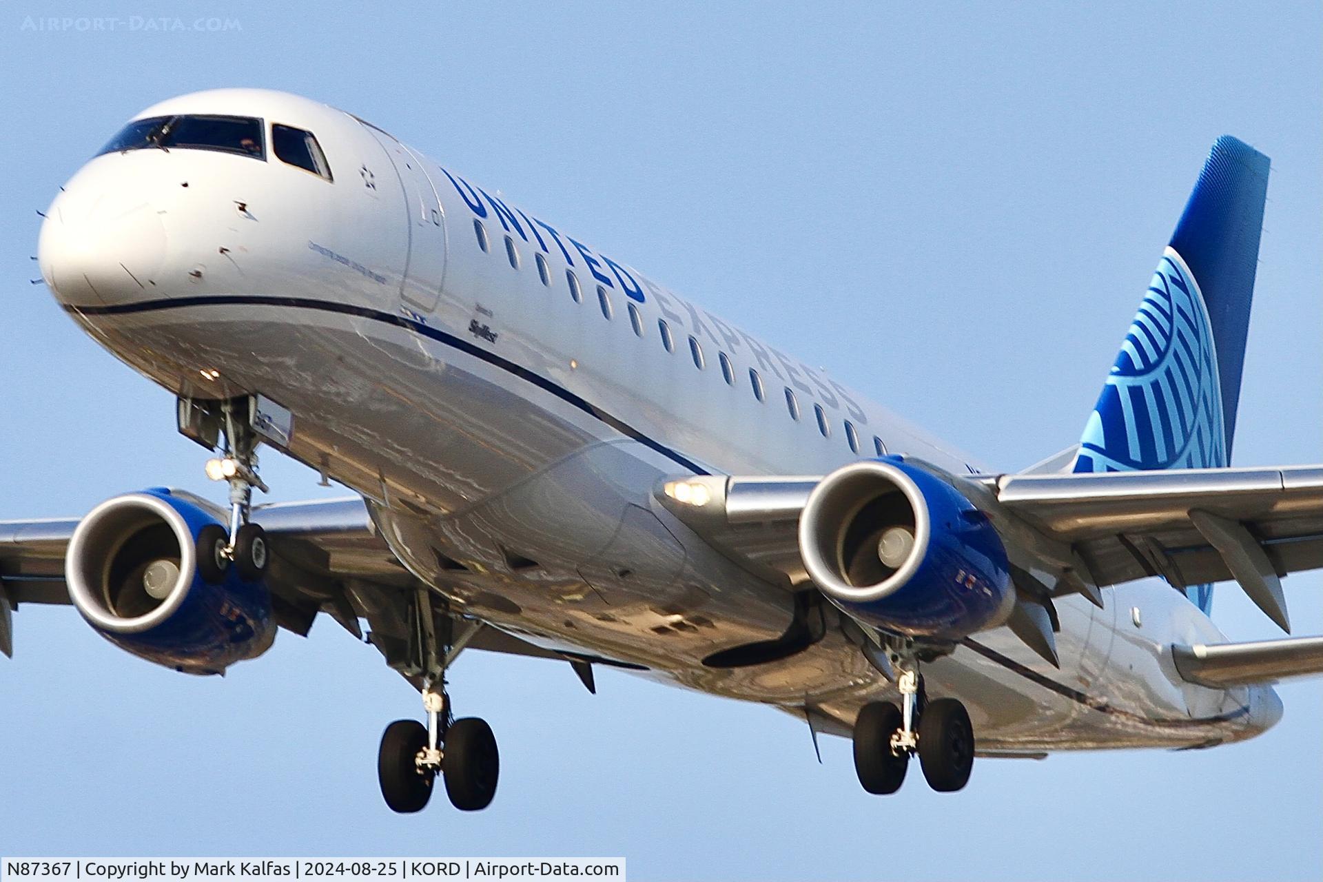 N87367, Embraer ERJ-170-200 LL C/N 17000861, E75L SkyWest / United Express N87367 arriving 28C KORD