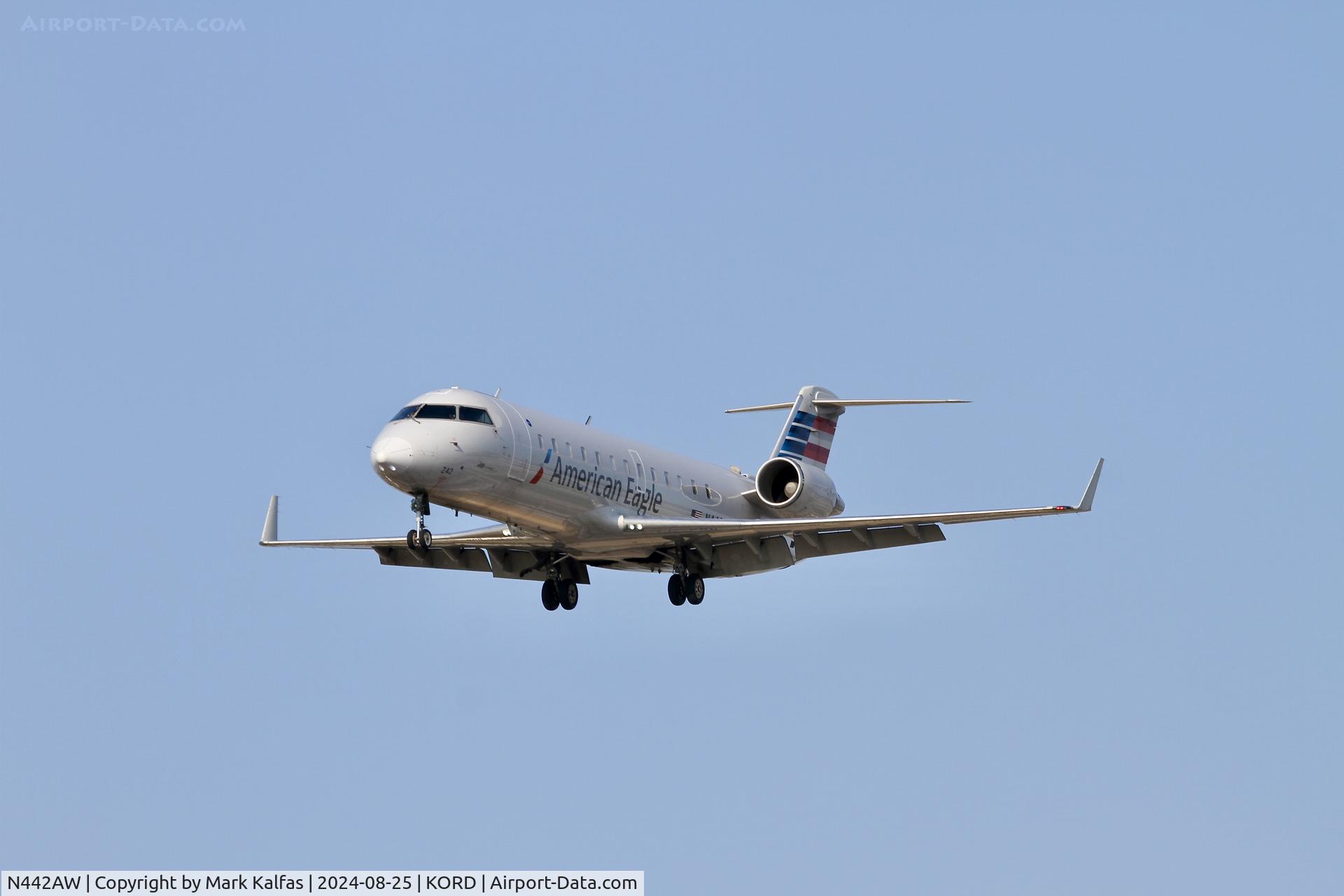 N442AW, 2003 Bombardier CRJ-200LR (CL-600-2B19) C/N 7778, CRJ2 Air Wisconsin/ American Eagle Bombardier CL-600-2B19 N442AW on approach 28C KORD