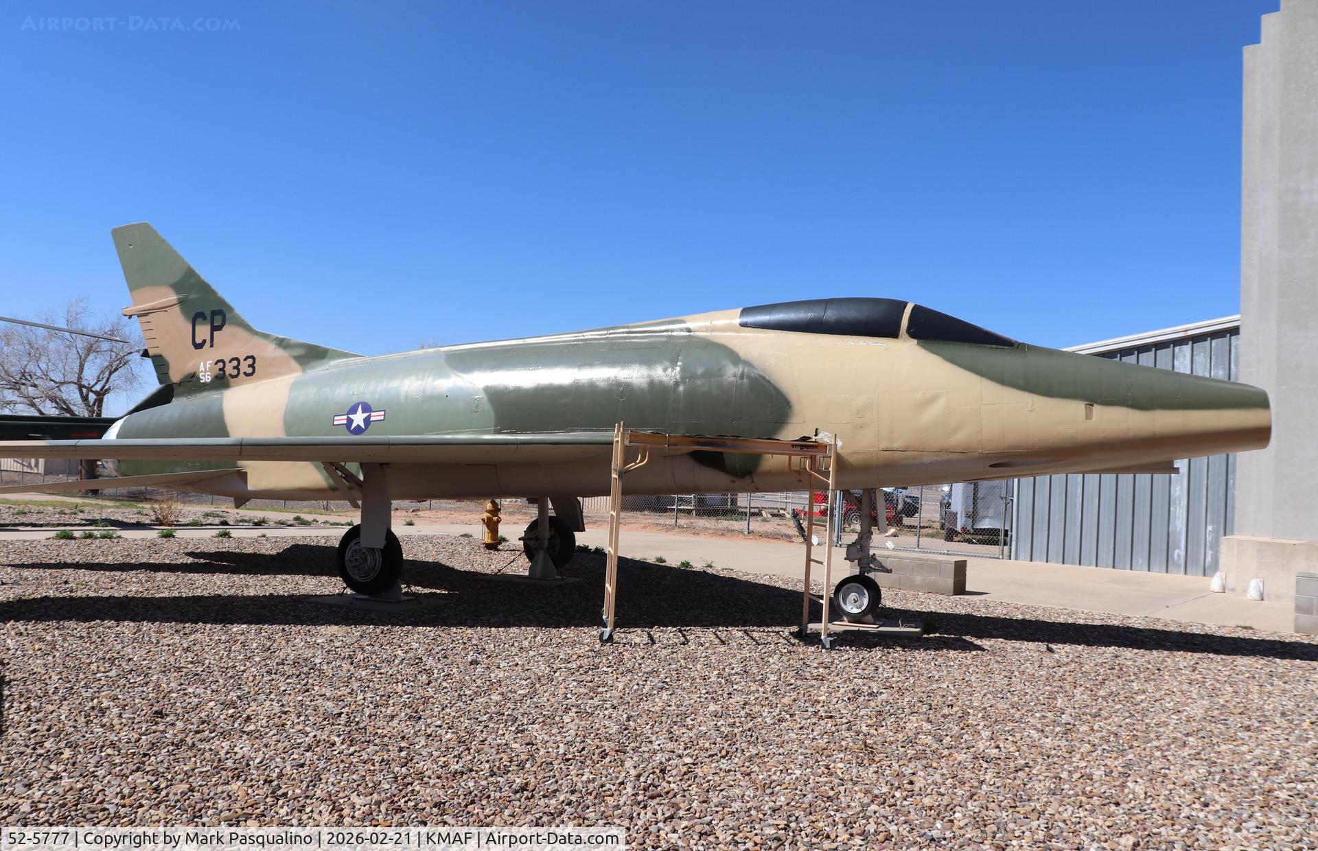 52-5777, 1952 North American F-100A Super Sabre C/N 192-22, North American F-100A Super Sabre