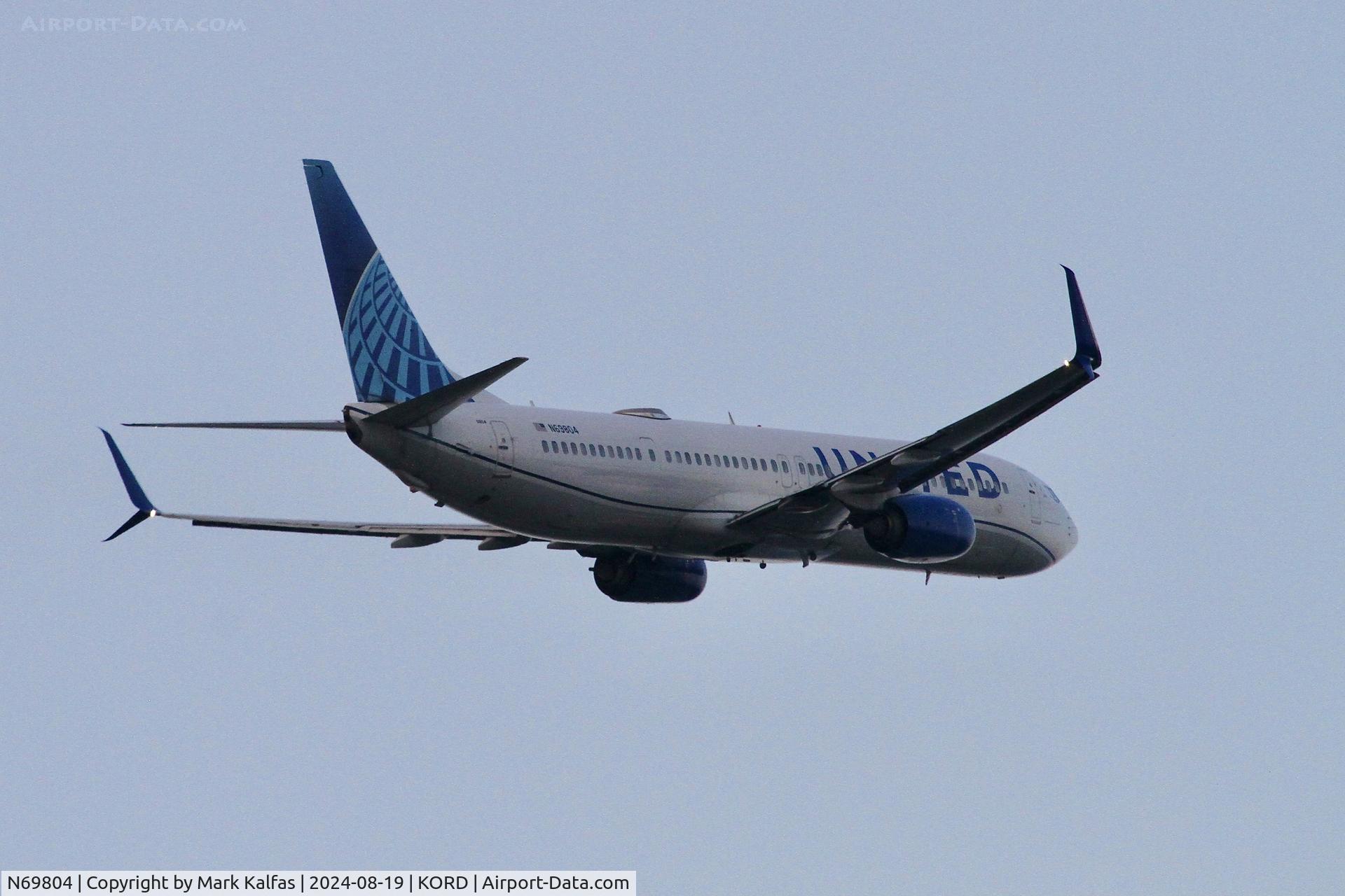 N69804, 2013 Boeing 737-924/ER C/N 42816, B739 United Boeing 737-924/ER N69804 departing 10L KORD