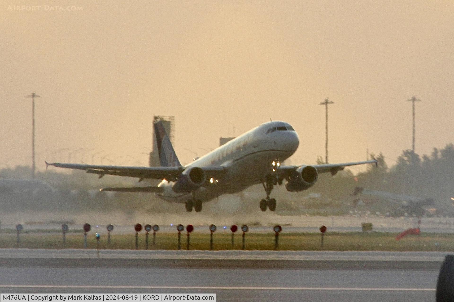 N476UA, 2001 Airbus A320-232 C/N 1508, A320 United A320 United Airbus A320-232, N476UA,departing 10L ORD
