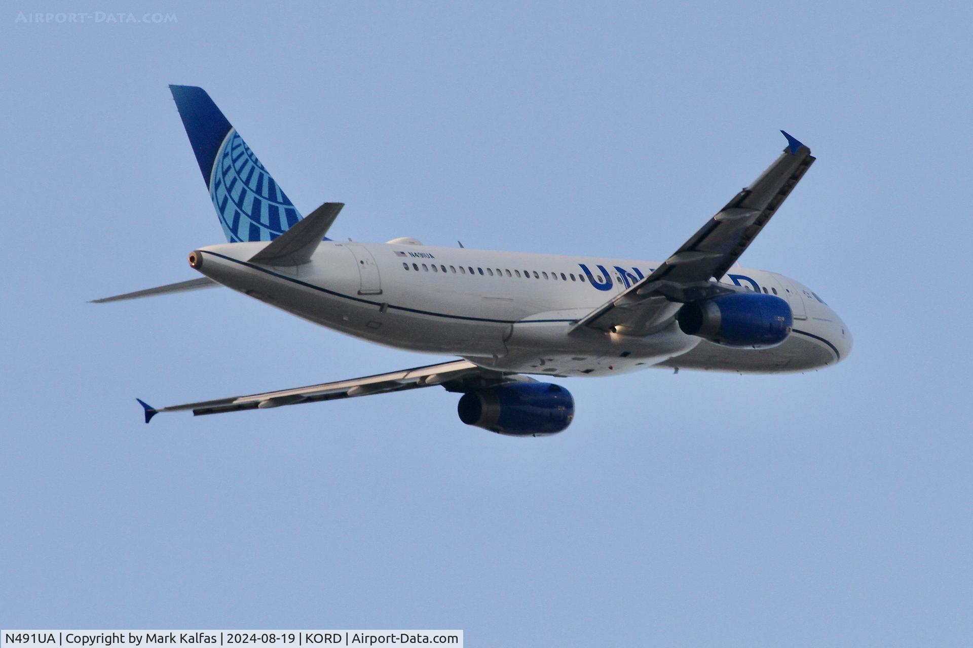 N491UA, 2002 Airbus A320-232 C/N 1741, A320 United Airlines Airbus A320-232, N491UA departing 10L KORD