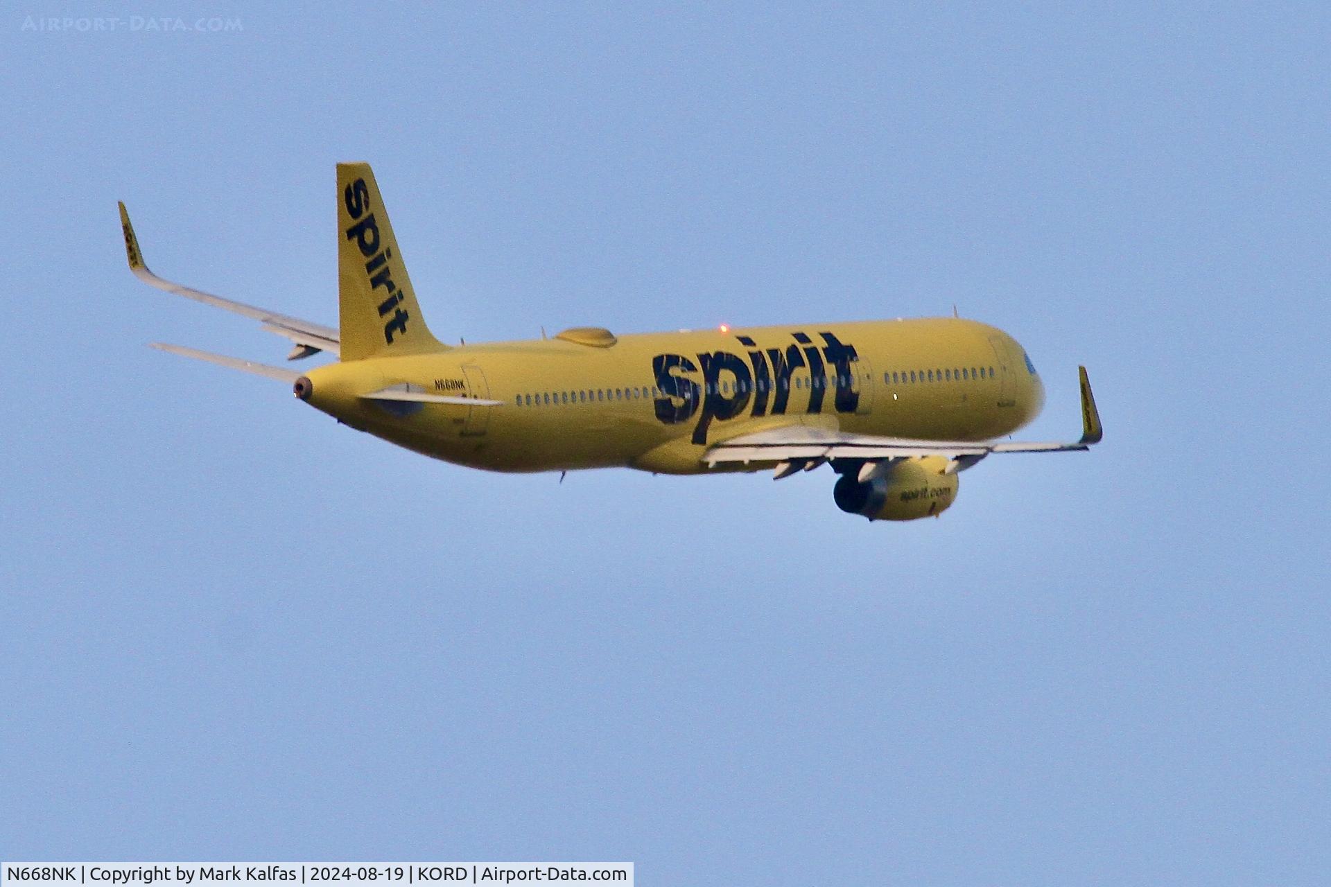 N668NK, 2016 Airbus A321-231 C/N 7135, A321 Spirit Airbus A321-231 N668NK departing 10L KORD