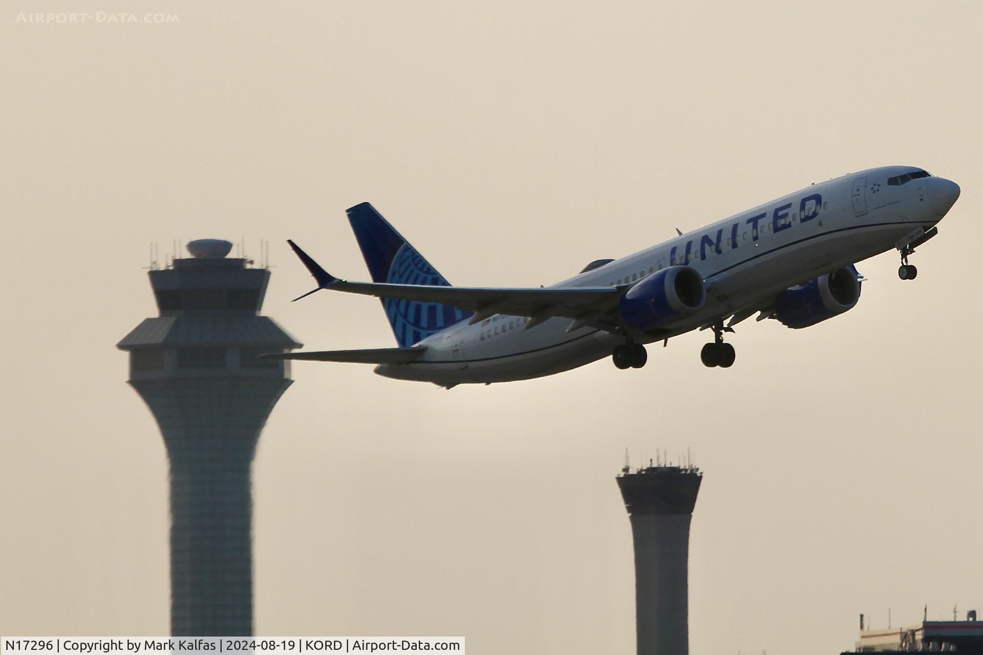 N17296, 2023 Boeing 737 MAX 8 C/N 67556, B38 United Airlines Boeing 737 MAX 8 N17296 departing 10L ORD