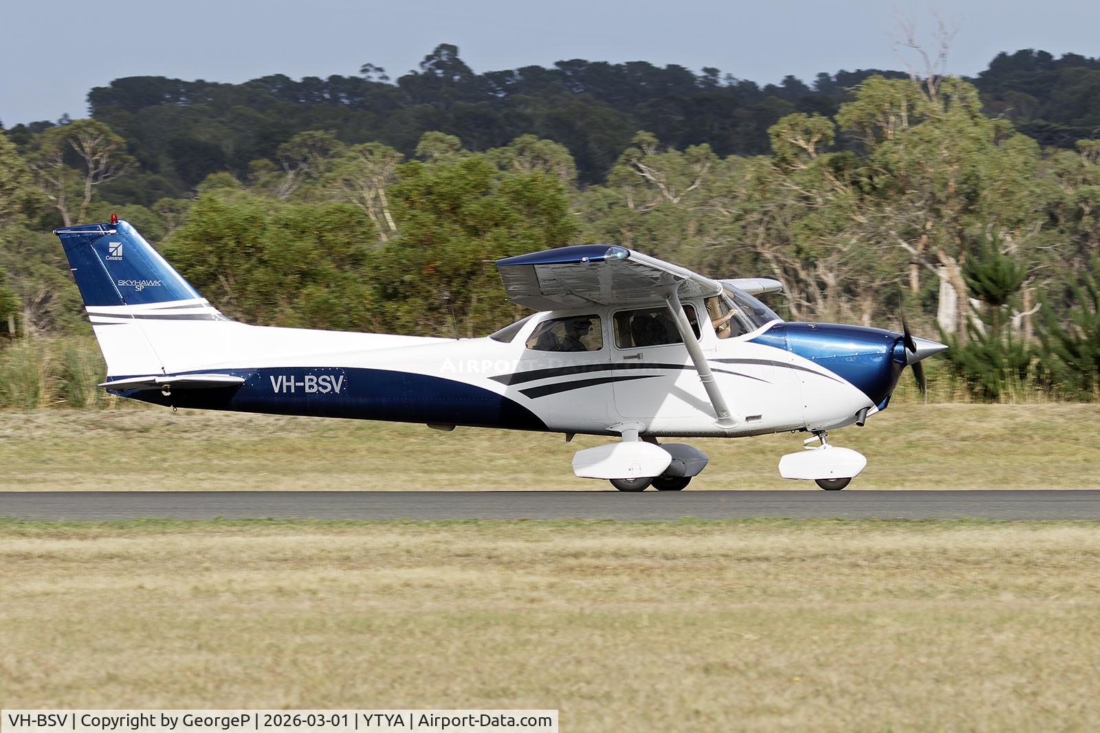 VH-WJE, 1956 Commonwealth CA-25 Winjeel C/N CA25-27,  Arriving for the TYabb airshow 2026.