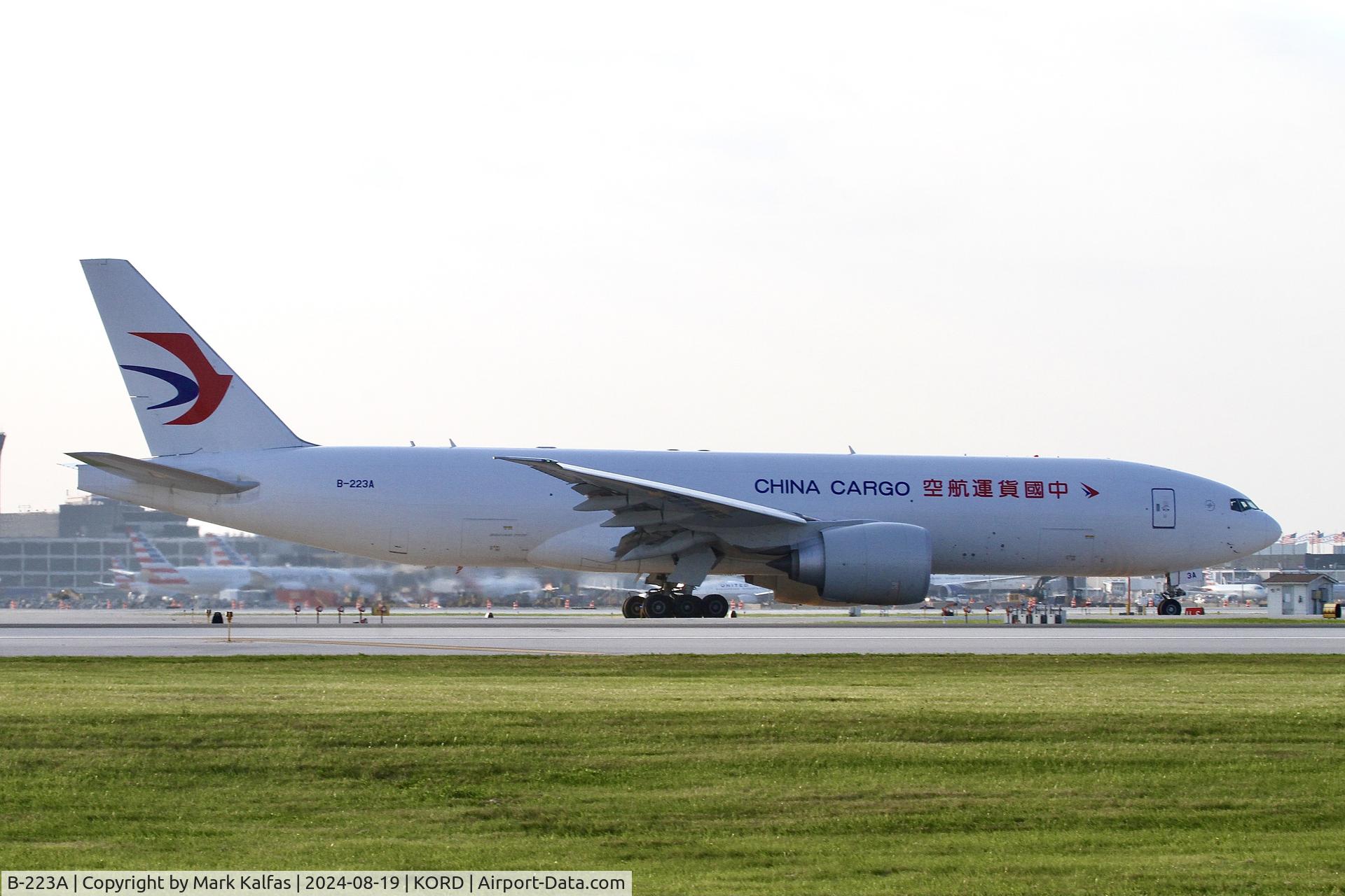 B-223A, Boeing 777-F6N C/N 67799, B77L China Cargo Boeing 777-F6N B-223A at ORD