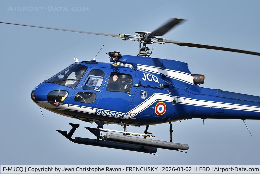 F-MJCQ, Aérospatiale AS-350 Ecureuil C/N 2057, France Gendarmerie