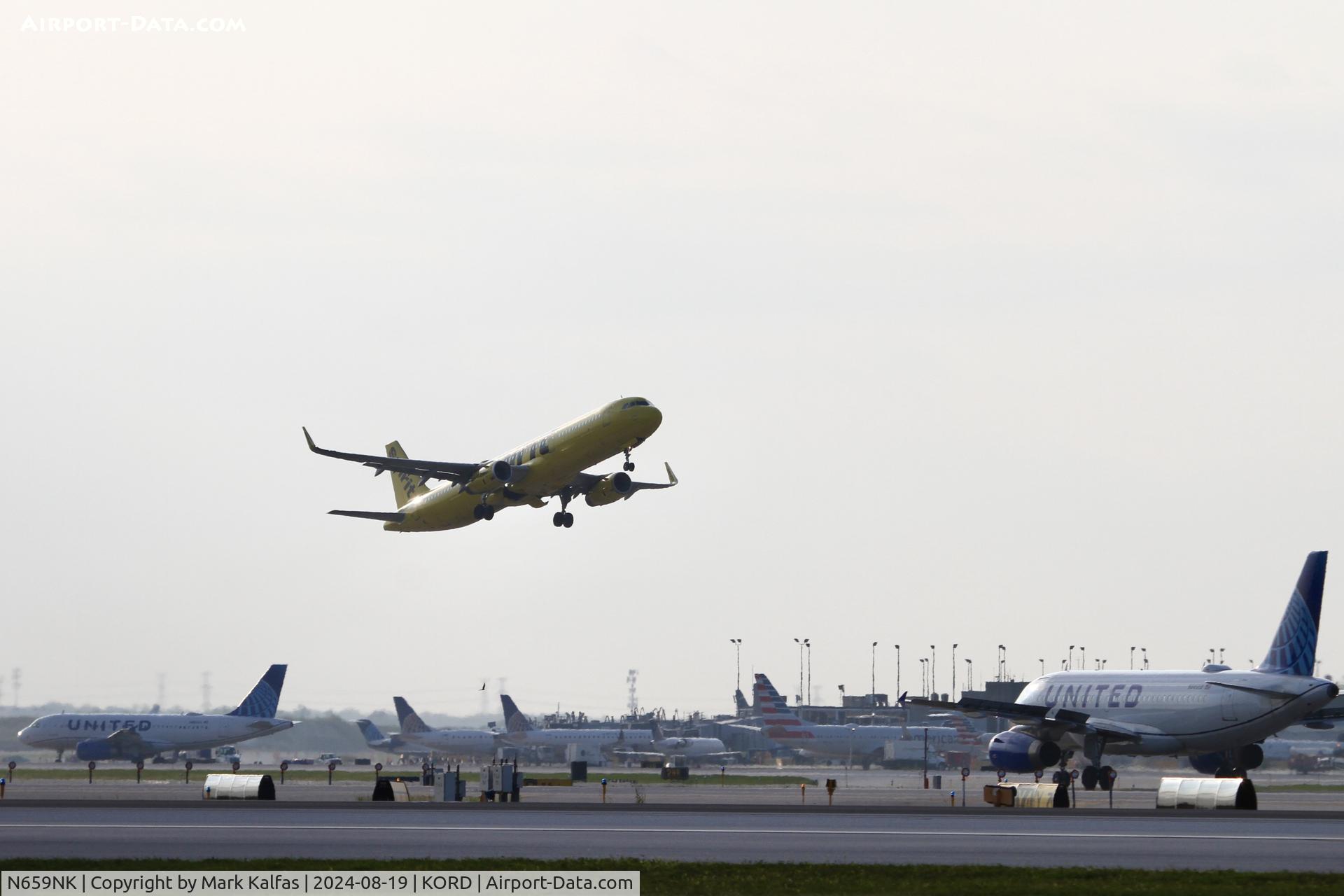 N659NK, 2015 Airbus A321-231 C/N 6770, A321 Spirit Airbus A321-231 N659NK departing 10L KORD